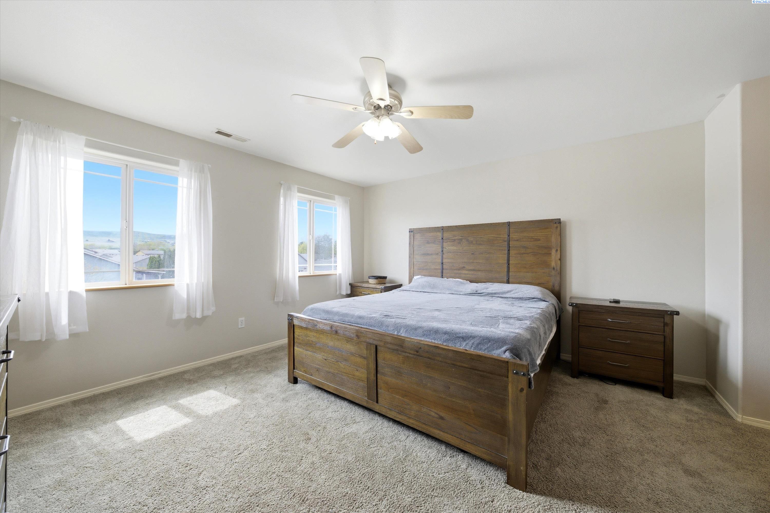 2004 W 28th Pl