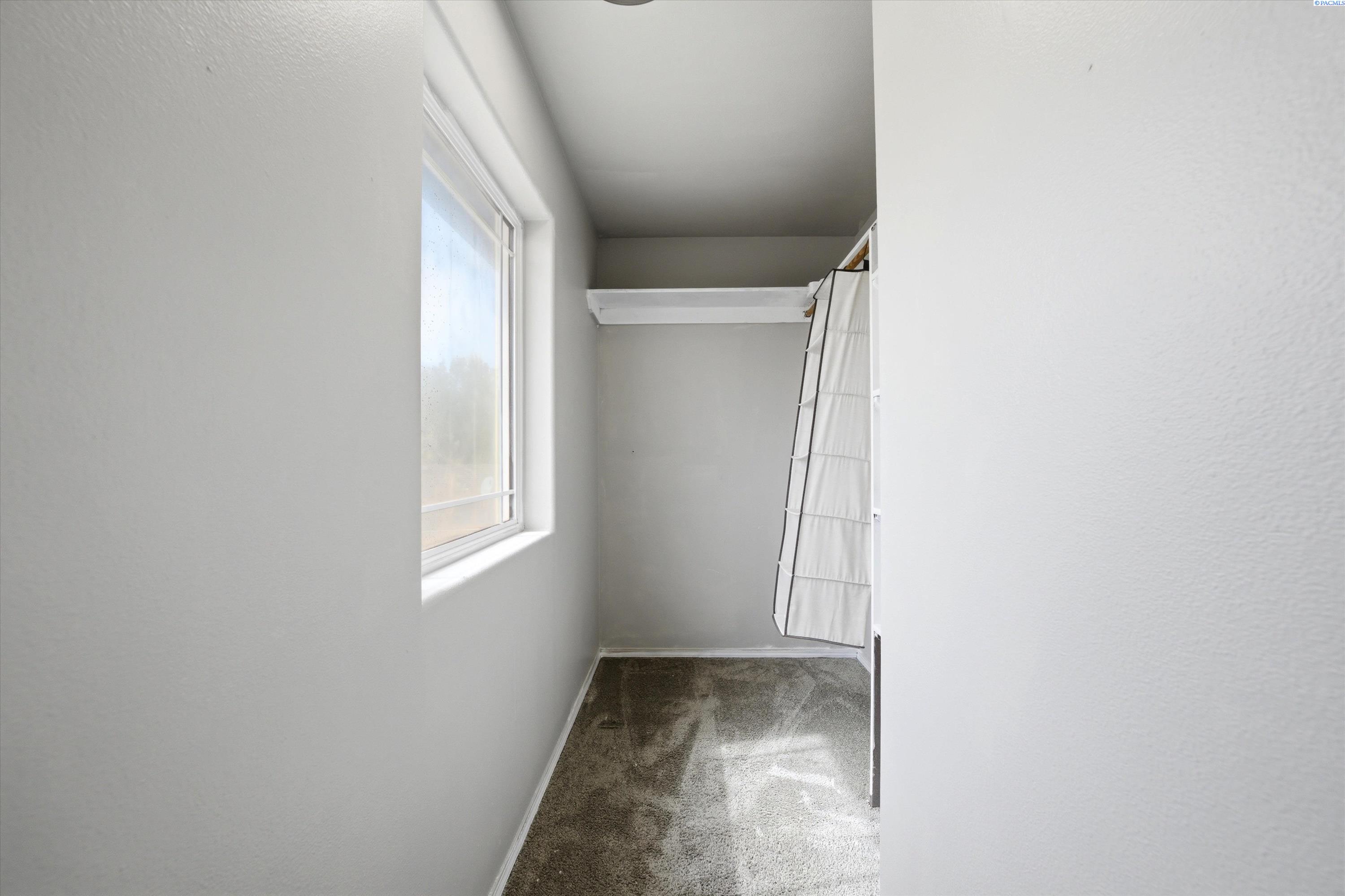 2004 W 28th Pl