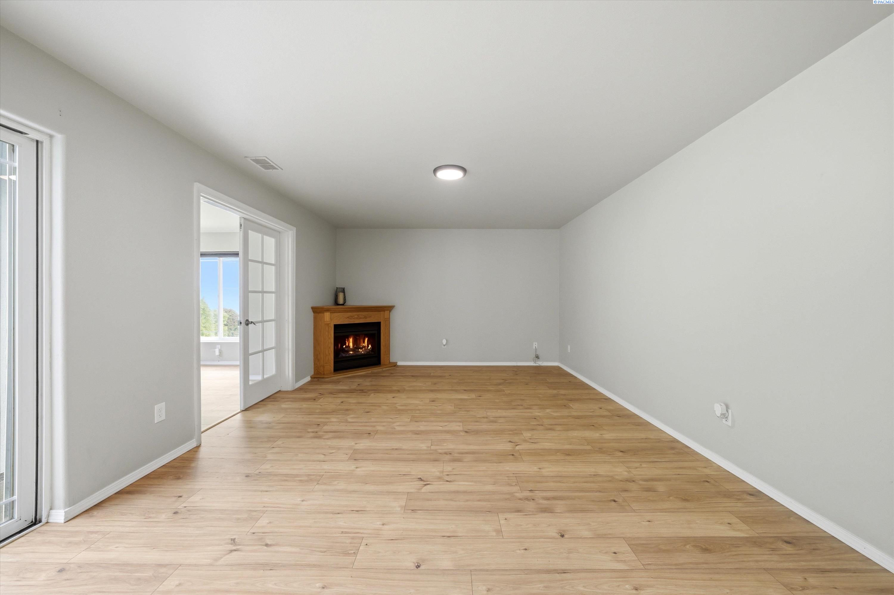 2004 W 28th Pl