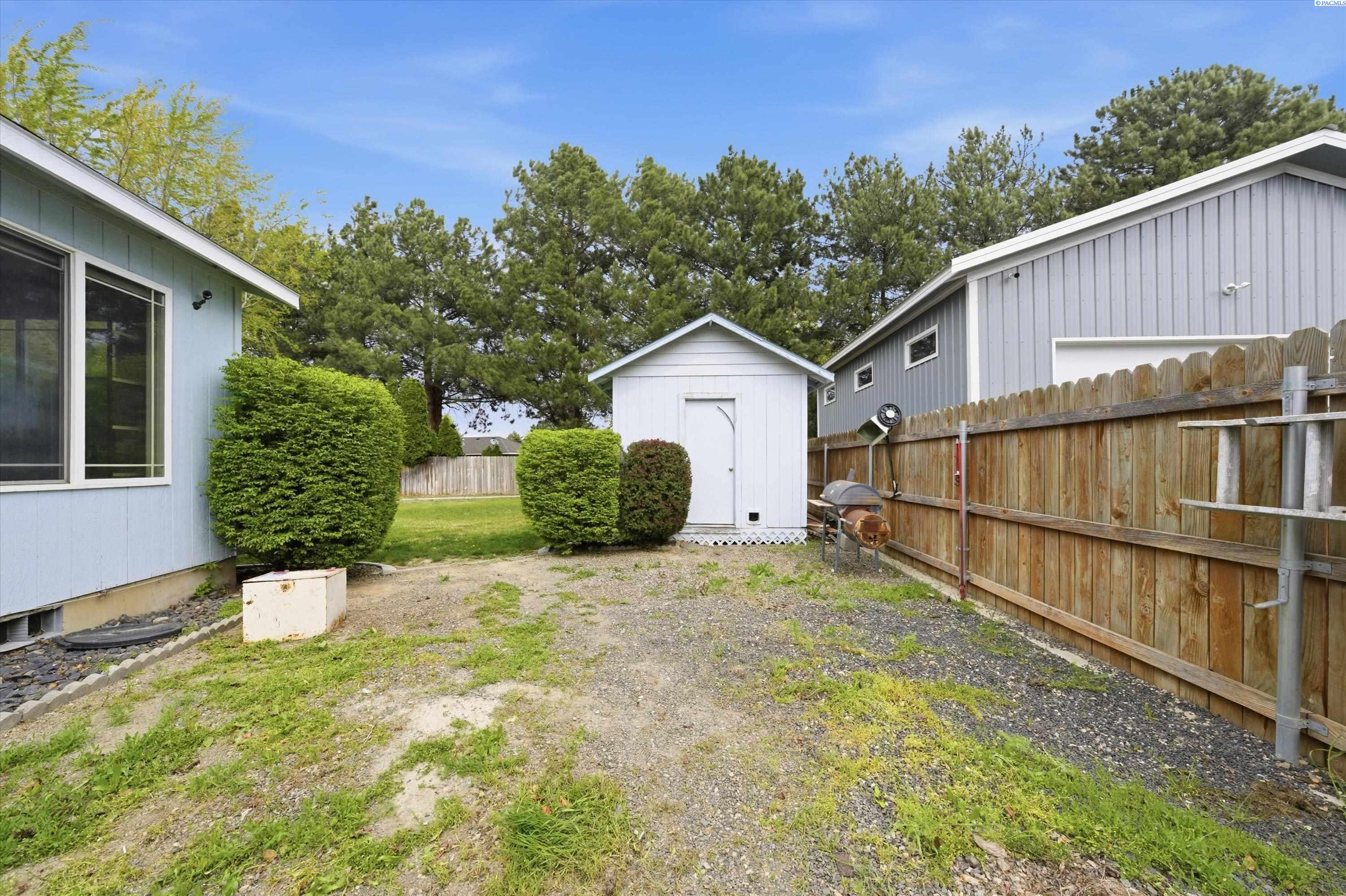 2004 W 28th Pl