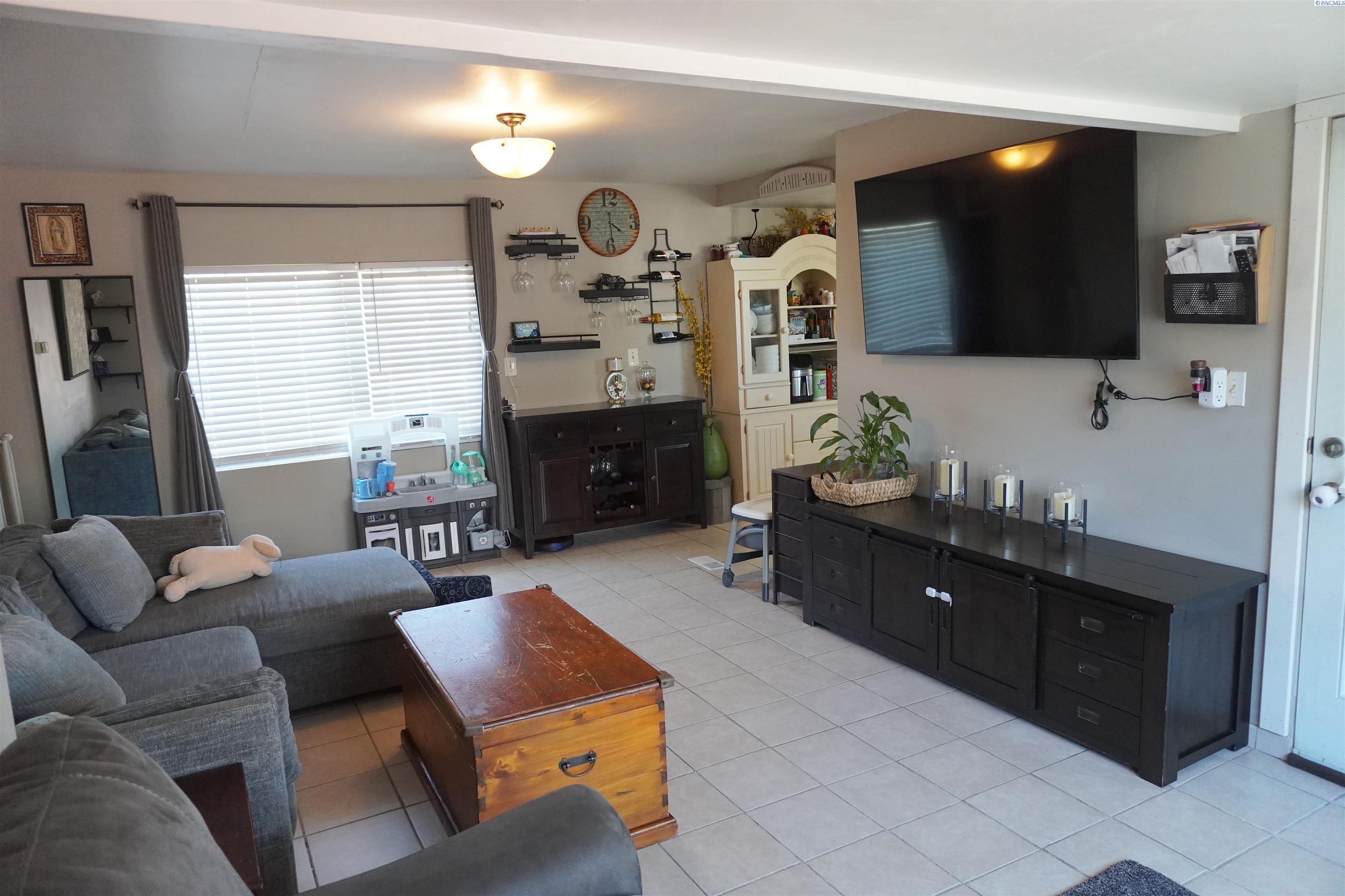 5007 W Clearwater Ave Unit: #34