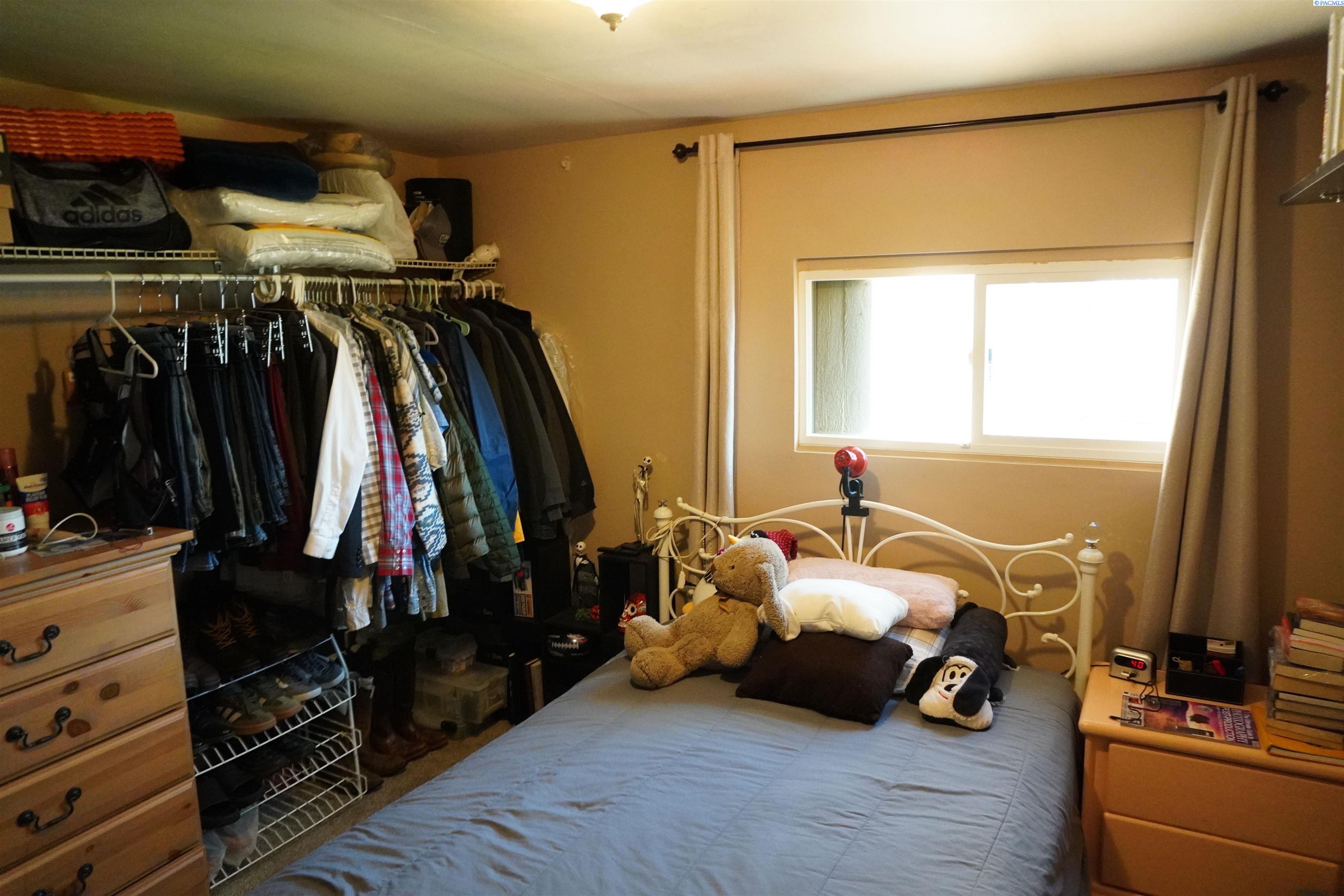 5007 W Clearwater Ave Unit: #34