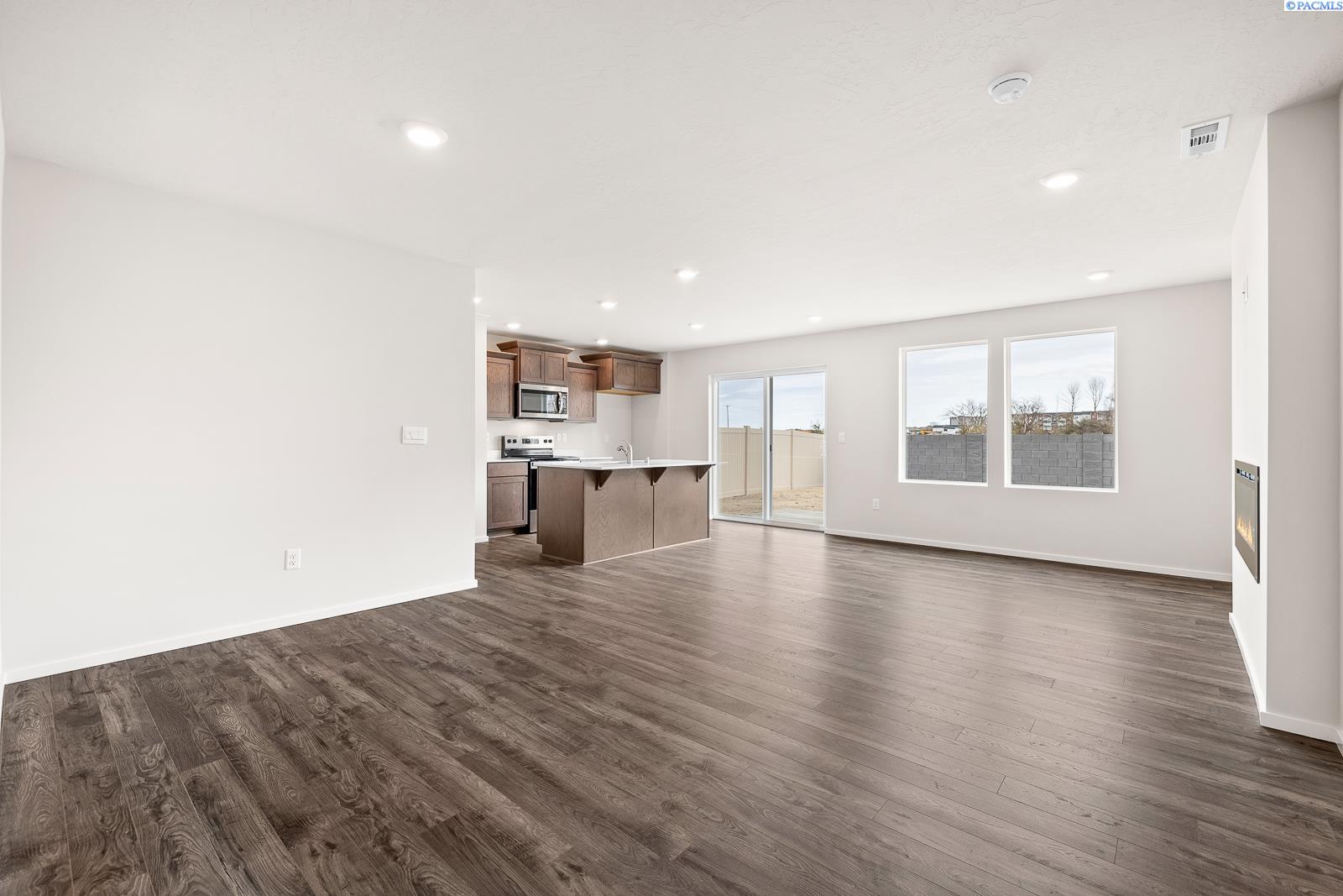 11220 Buckingham Drive