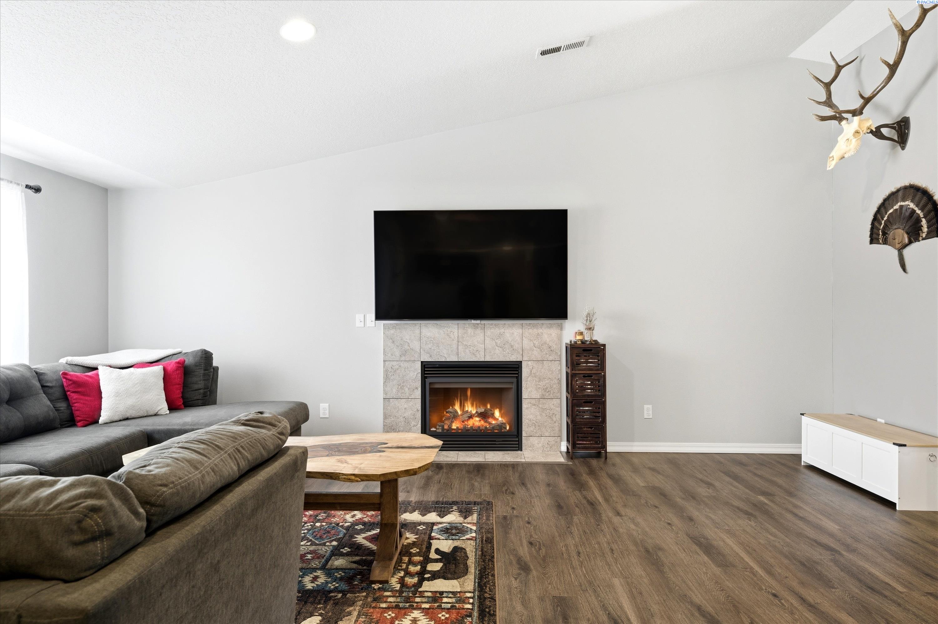 6006 Wildcat Ln