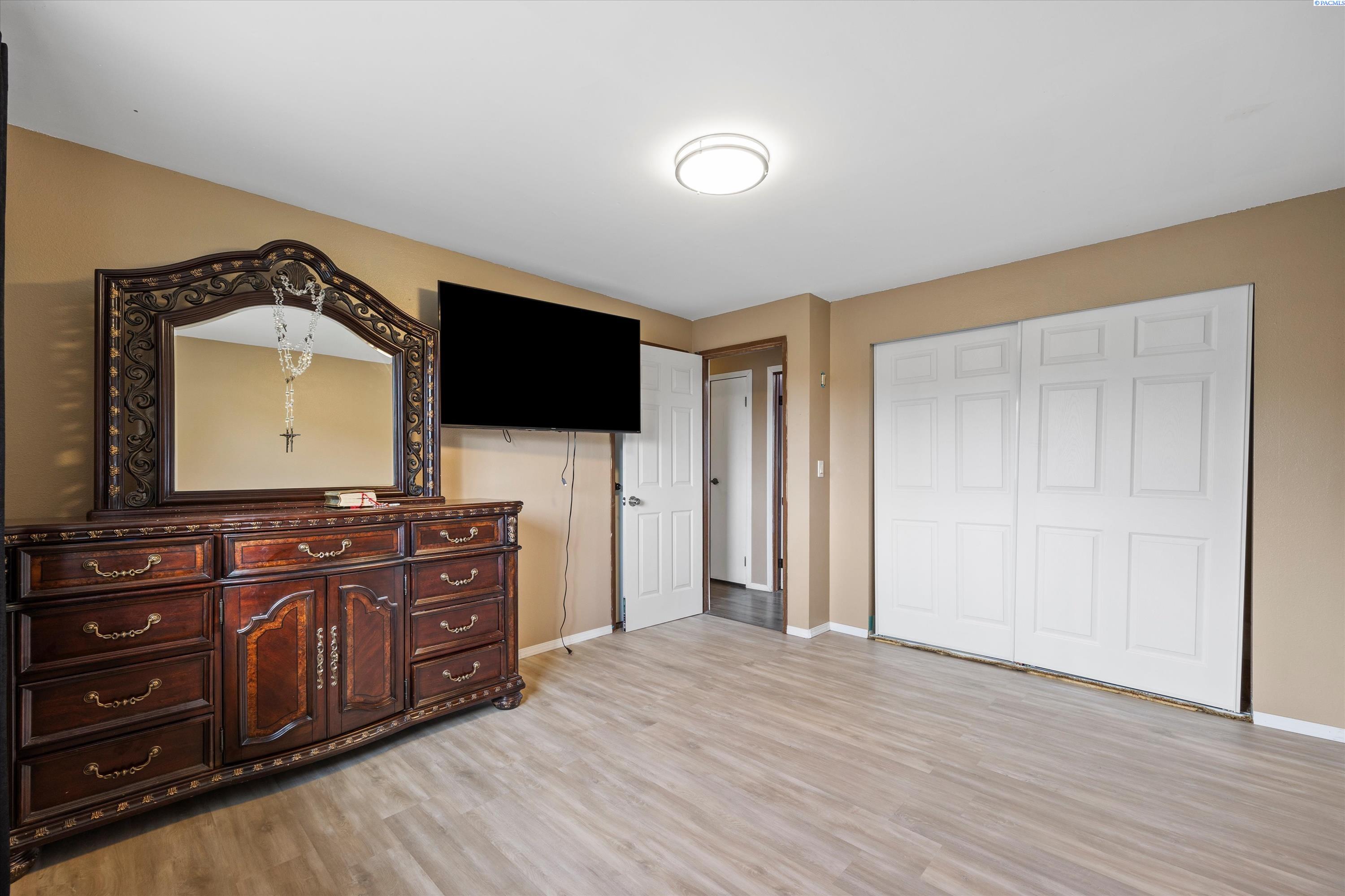 1103 Christopher Ln