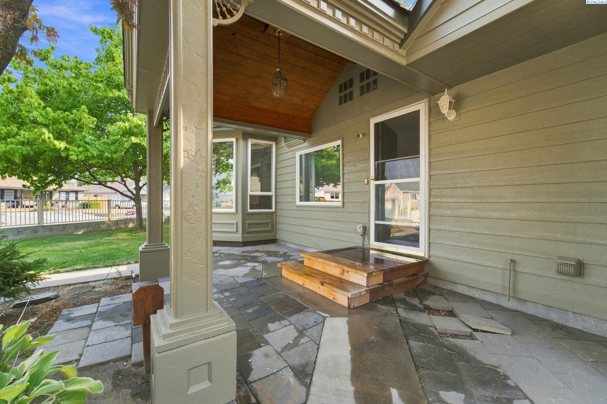 413 Sanford Ave.