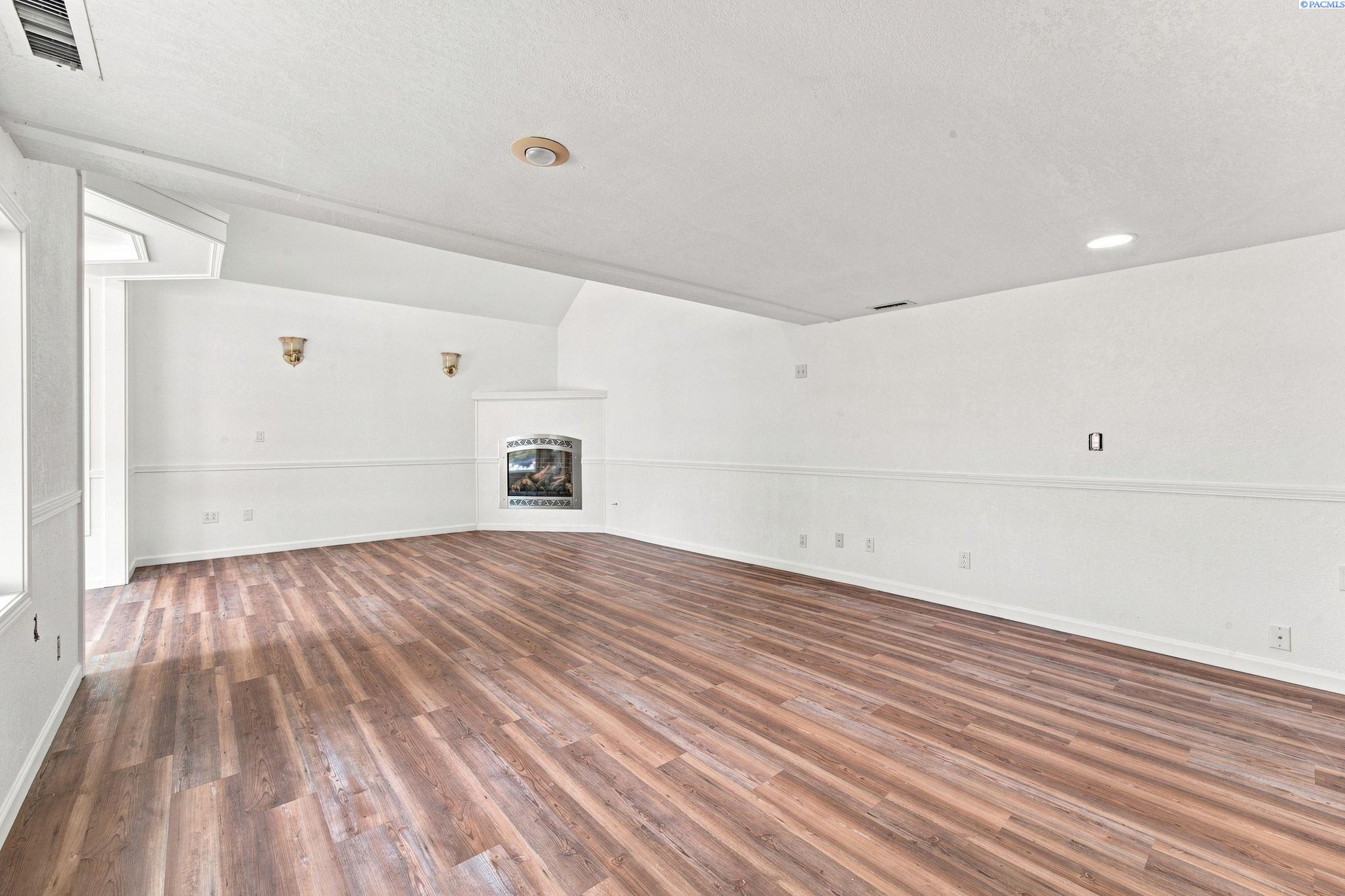 413 Sanford Ave.