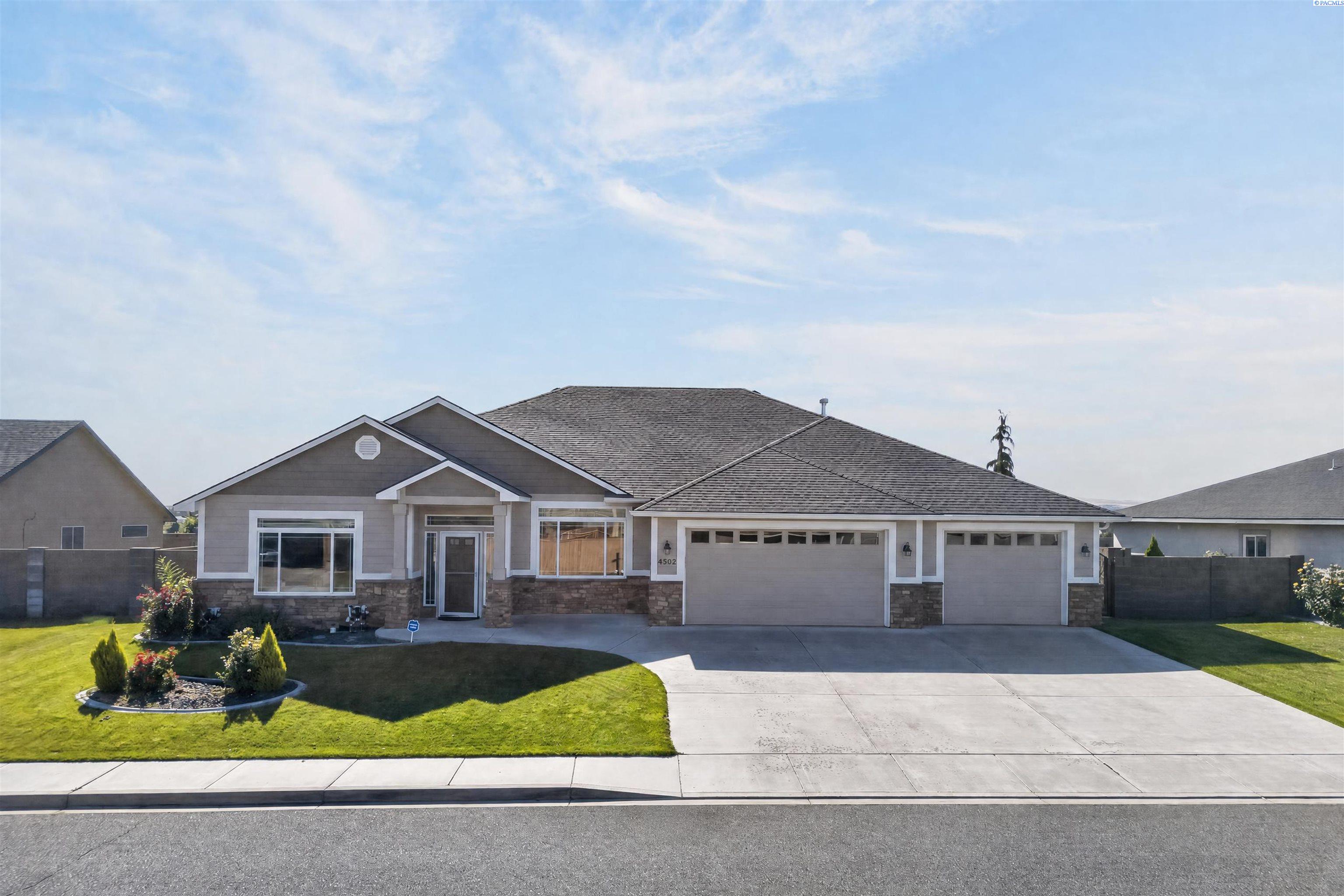 4502 Tamarisk Dr
