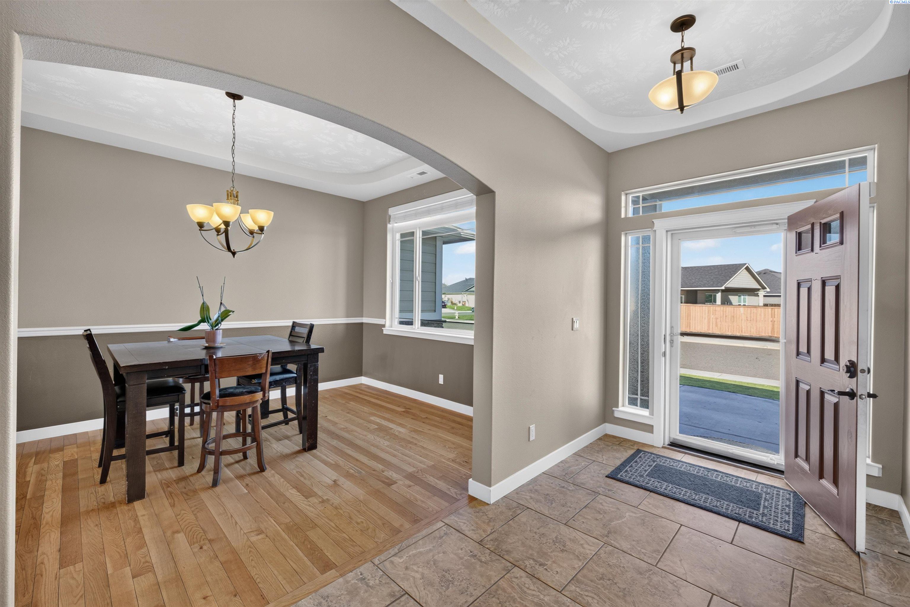 4502 Tamarisk Dr