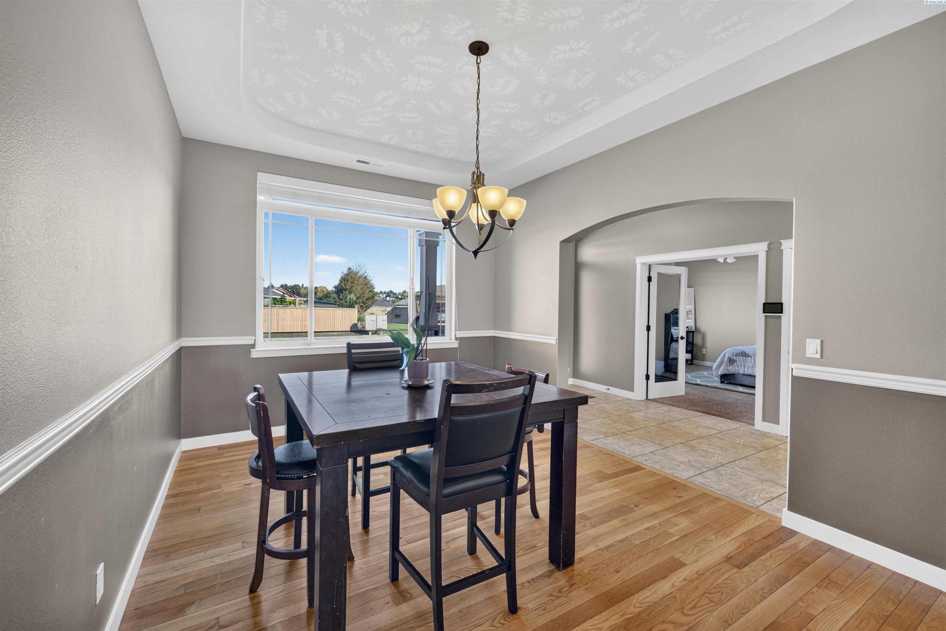 4502 Tamarisk Dr