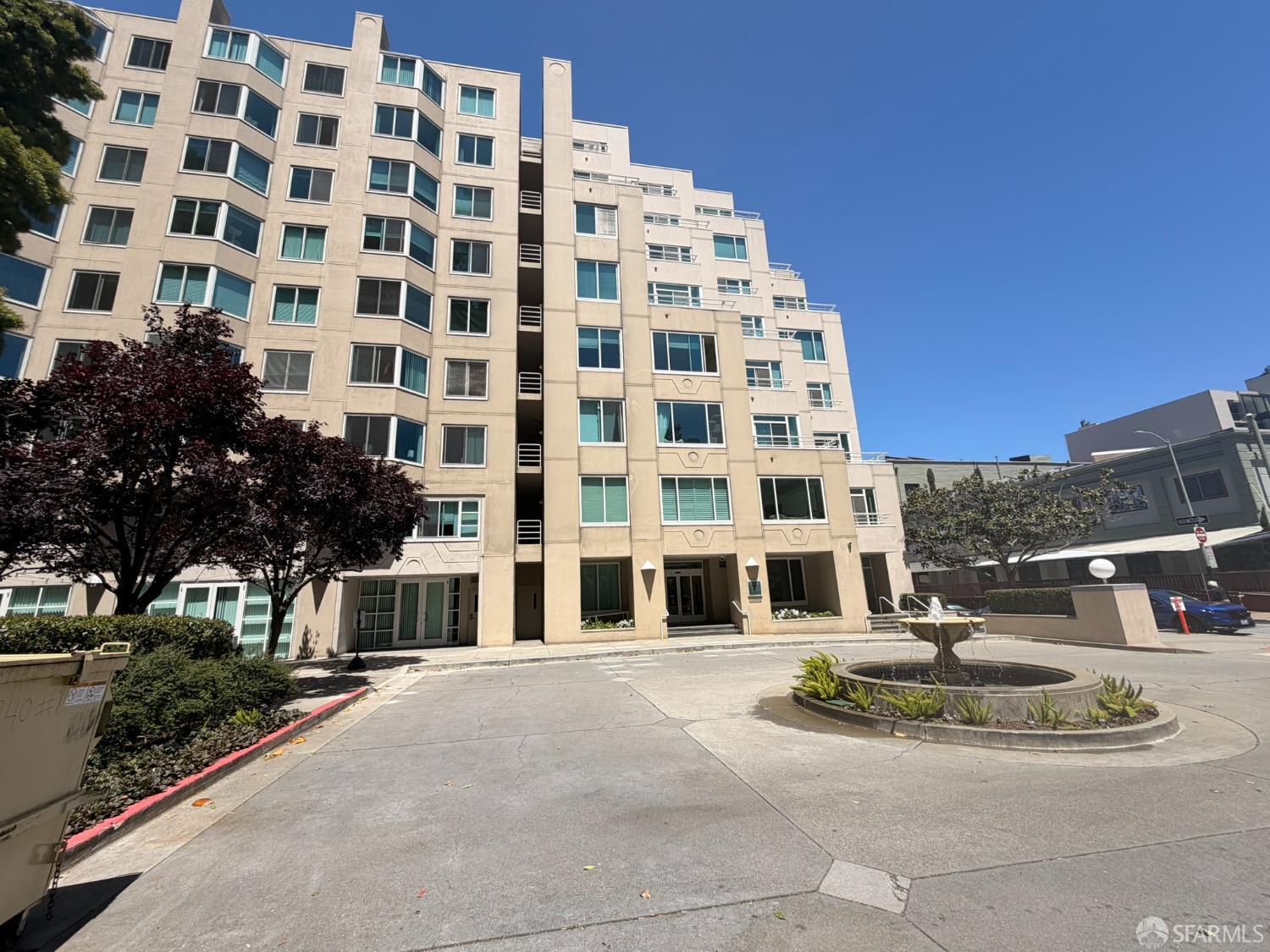 220 Lombard Street # 414