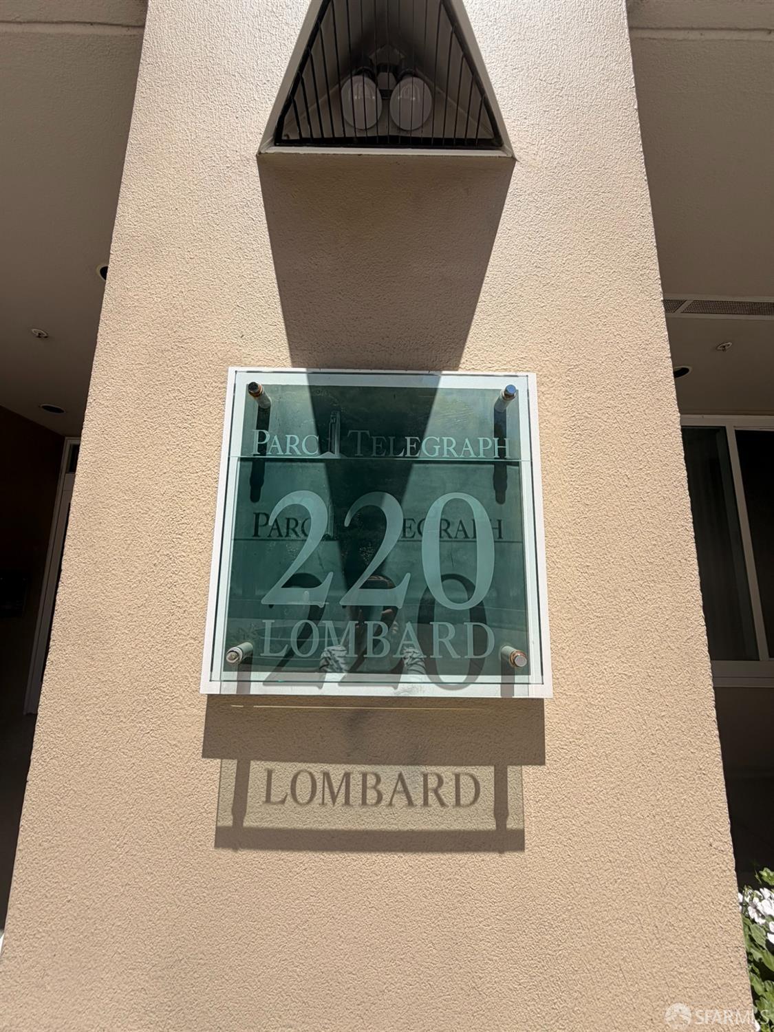 220 Lombard Street # 414