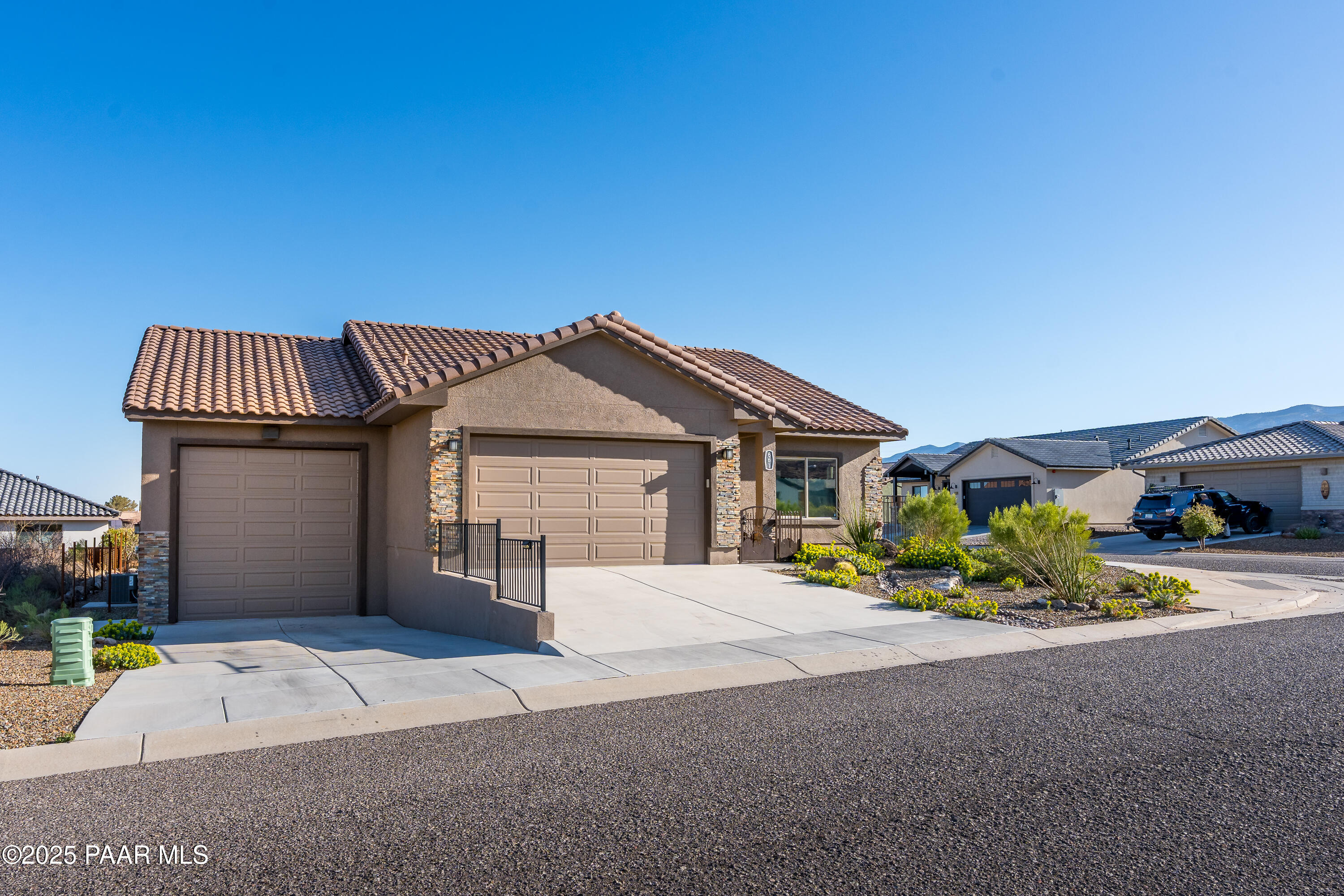 661 Shadow Canyon Drive