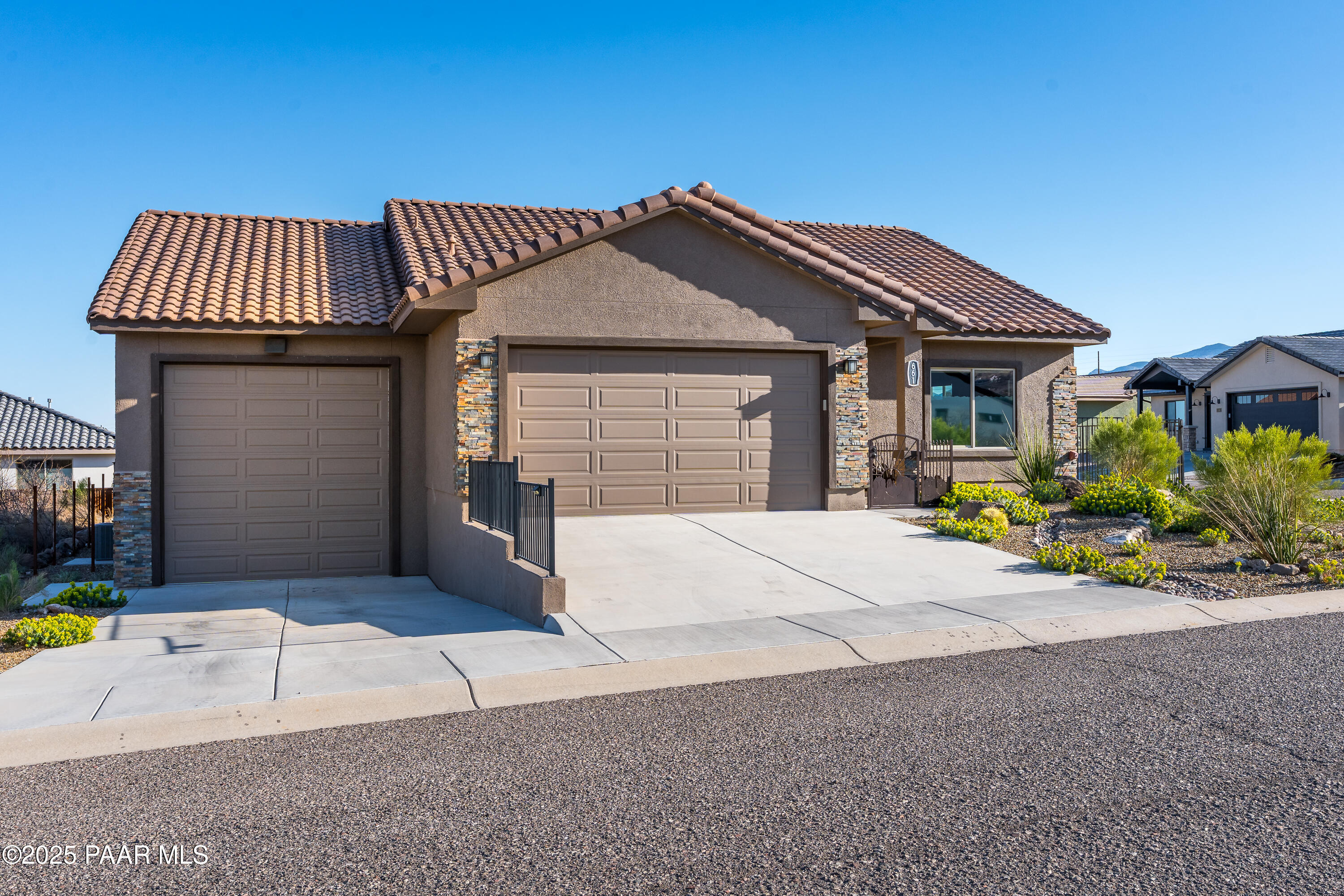 661 Shadow Canyon Drive