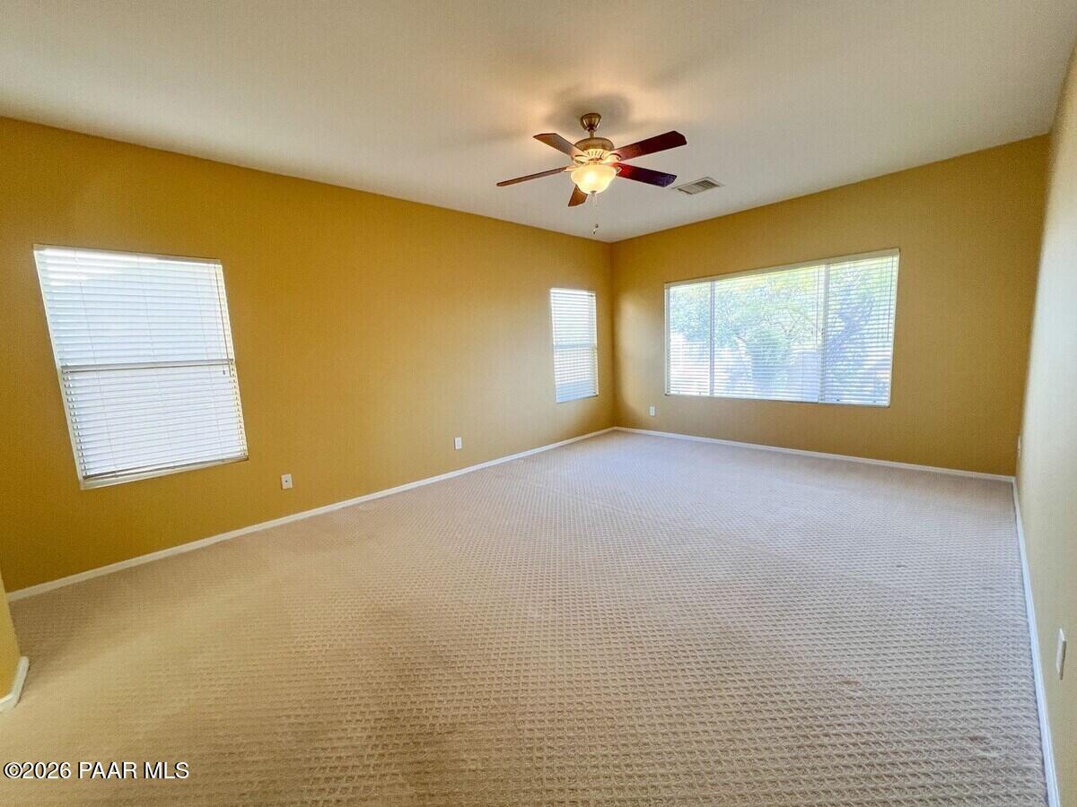 135 S Sagebrush Way