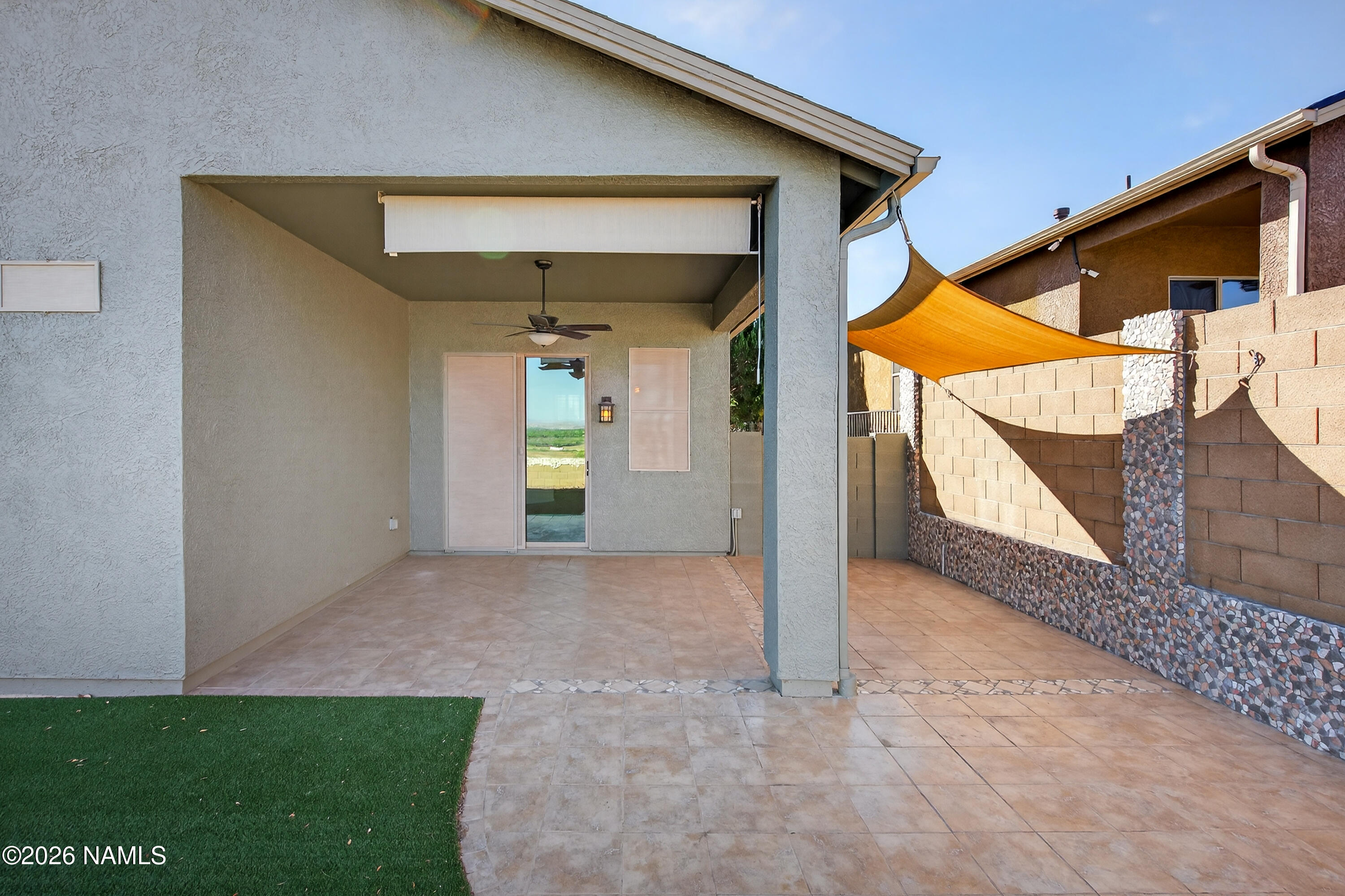 592 W Saddle Creek Drive