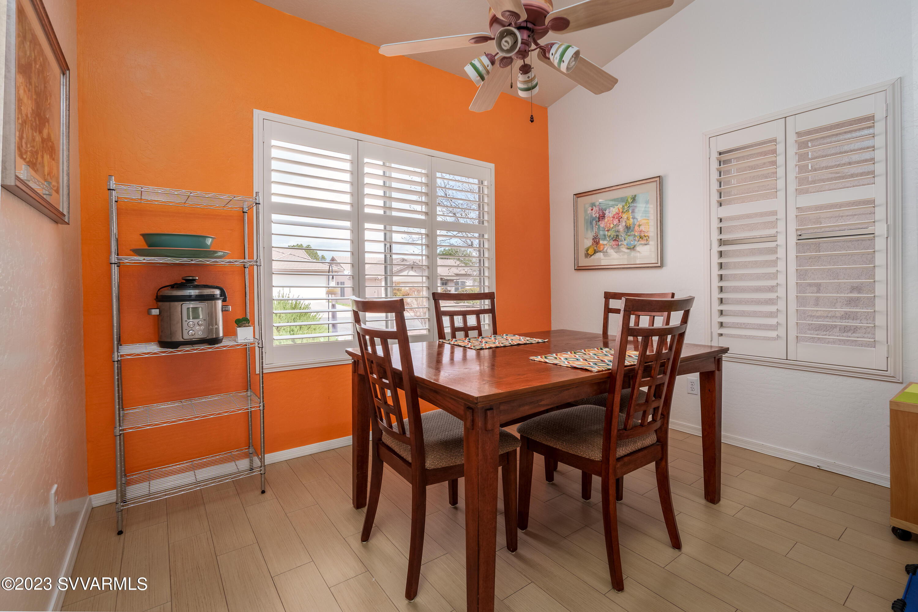 1925 W Desert Willow Drive