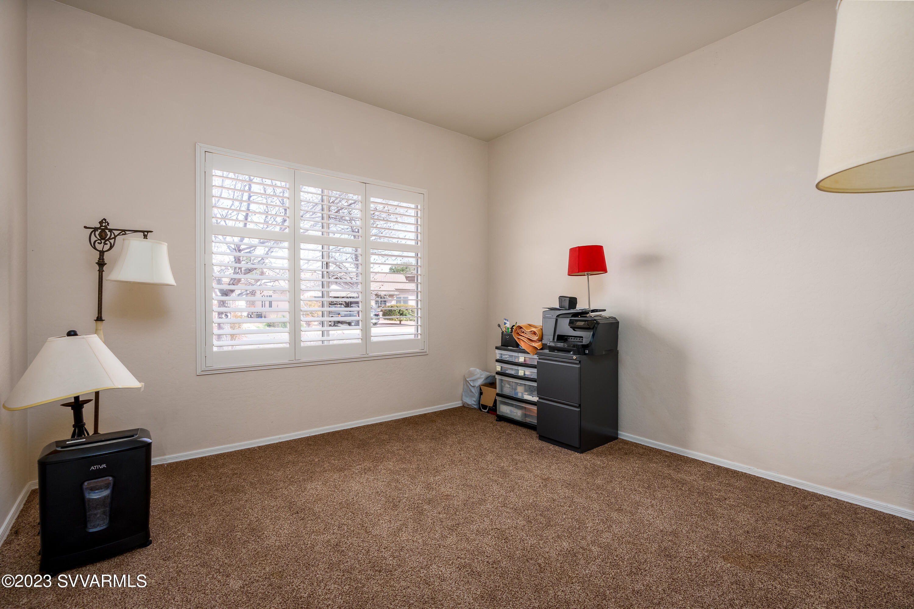 1925 W Desert Willow Drive