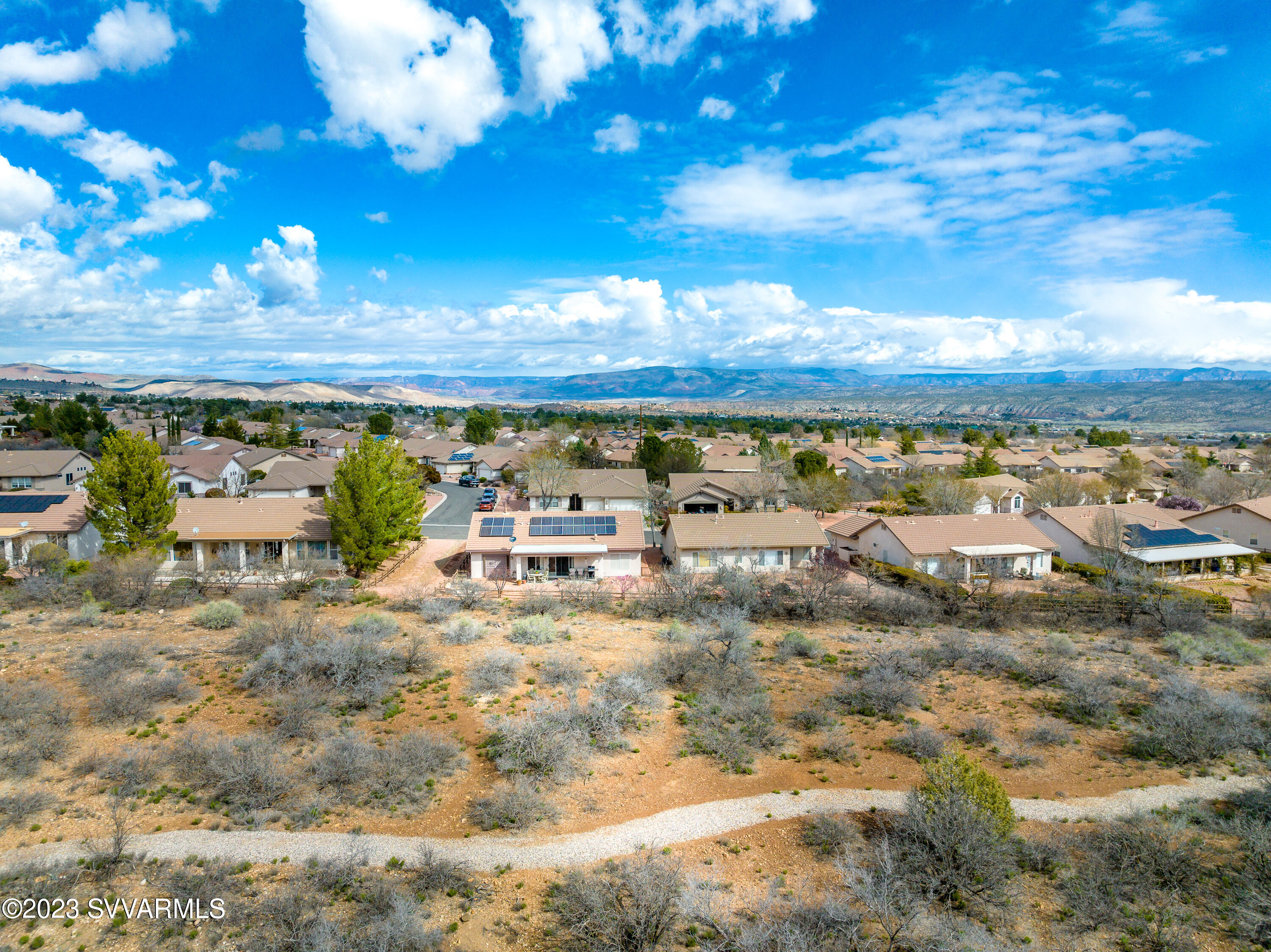 1925 W Desert Willow Drive