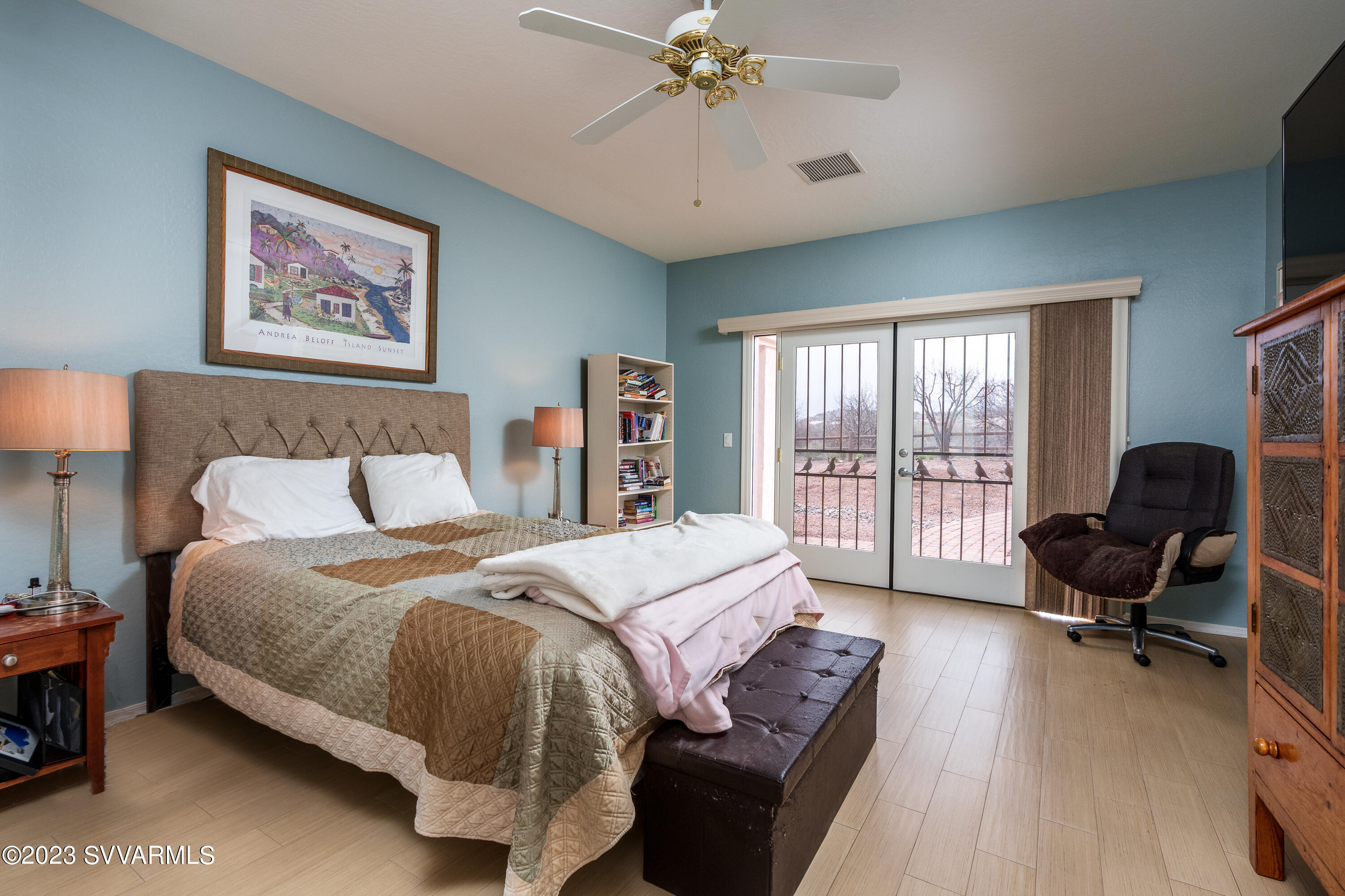 1925 W Desert Willow Drive