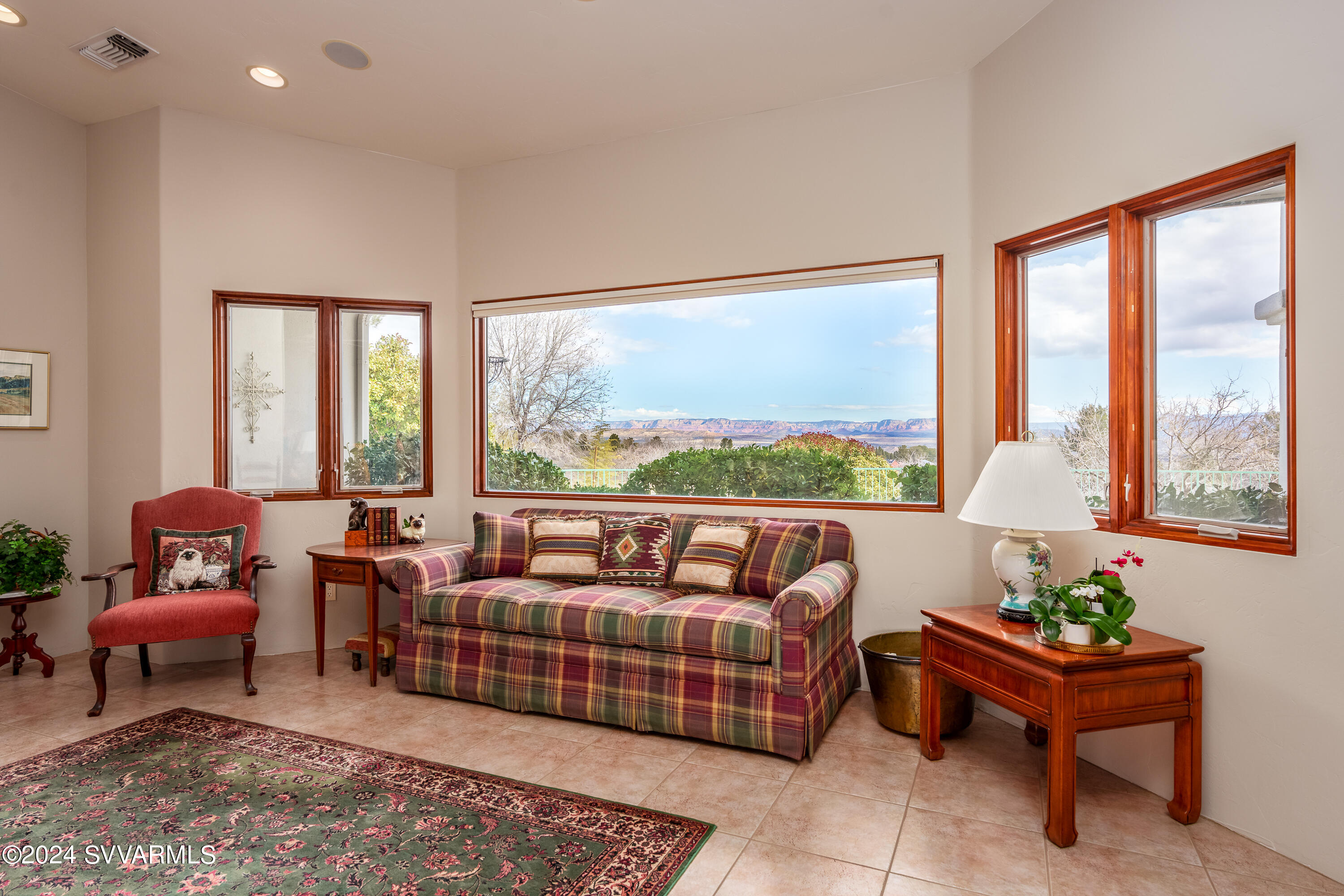 2170 S Quail Run