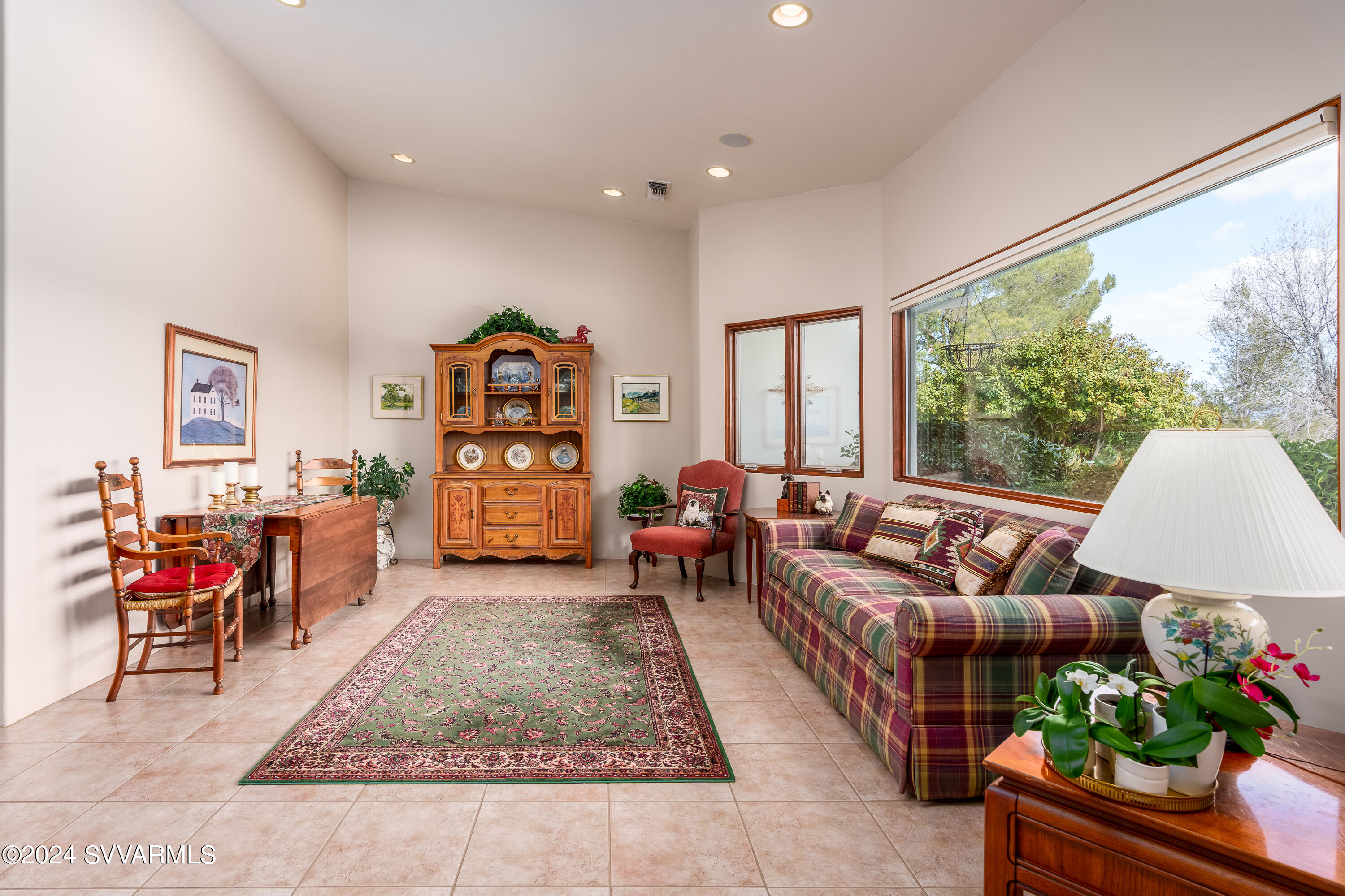 2170 S Quail Run