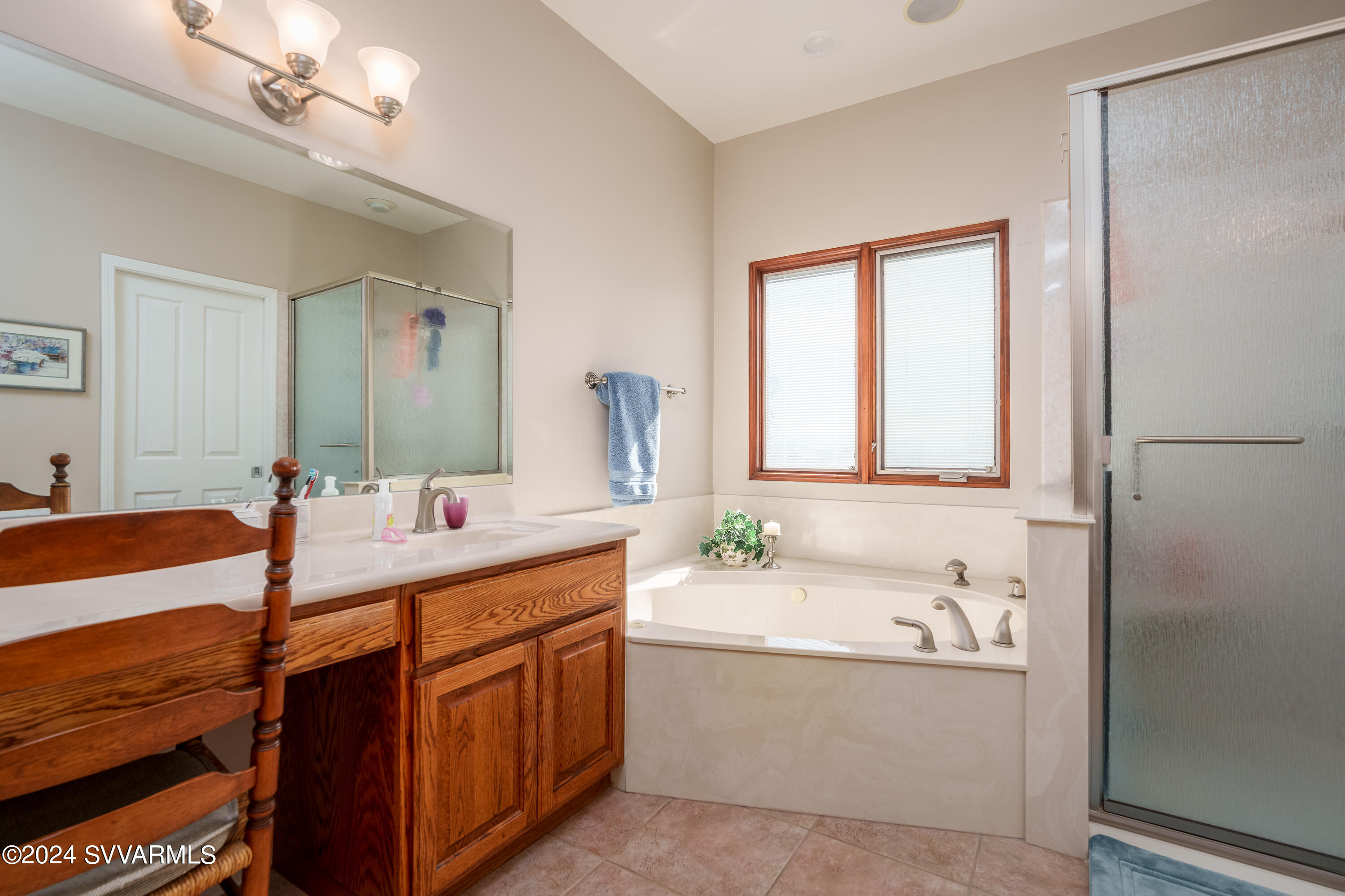 2170 S Quail Run