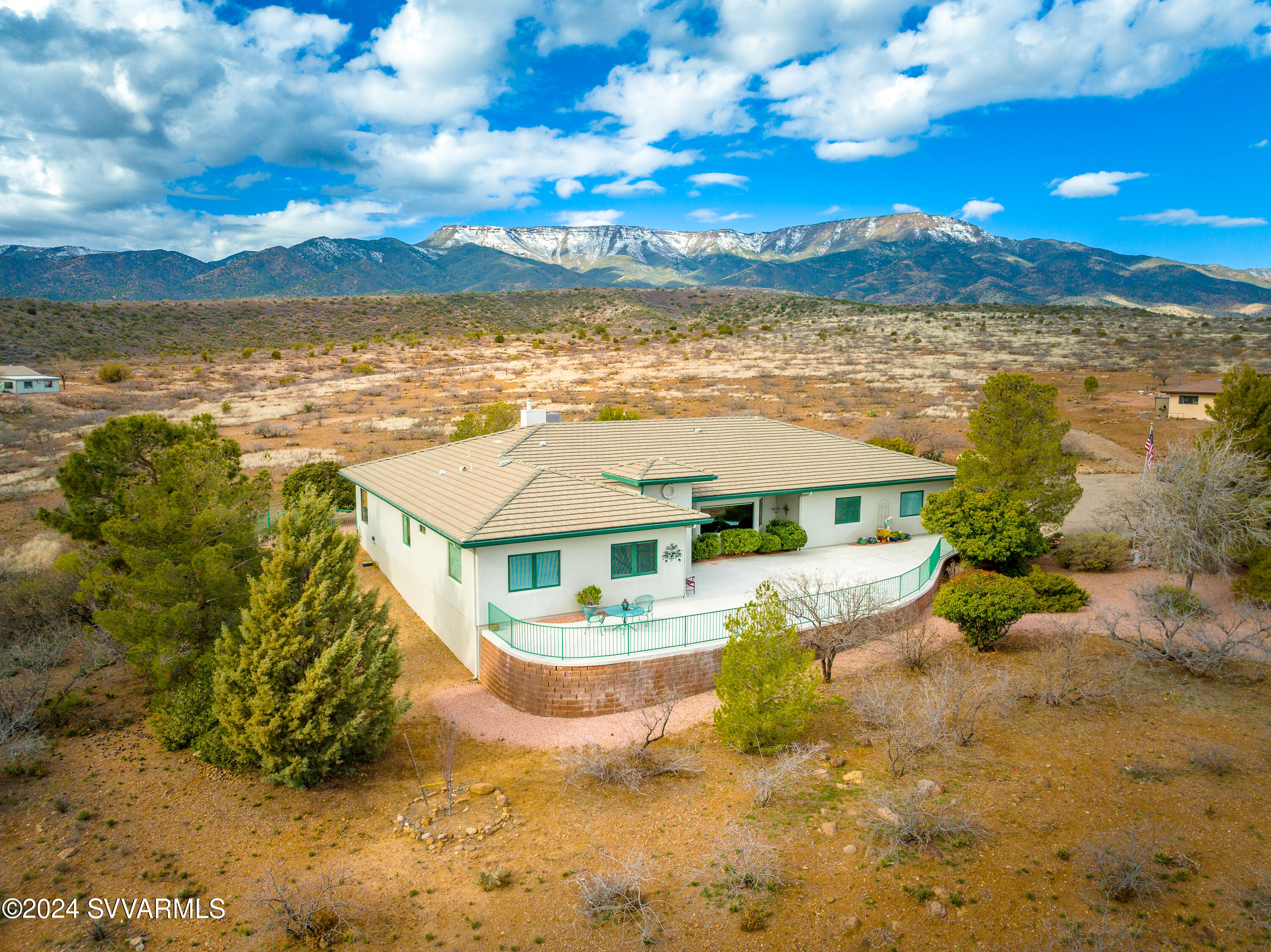 2170 S Quail Run