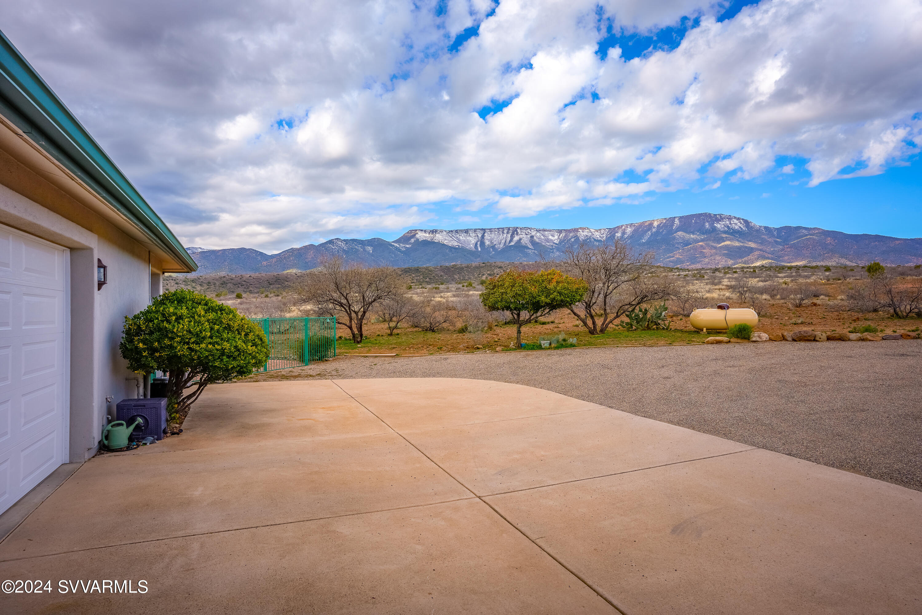 2170 S Quail Run