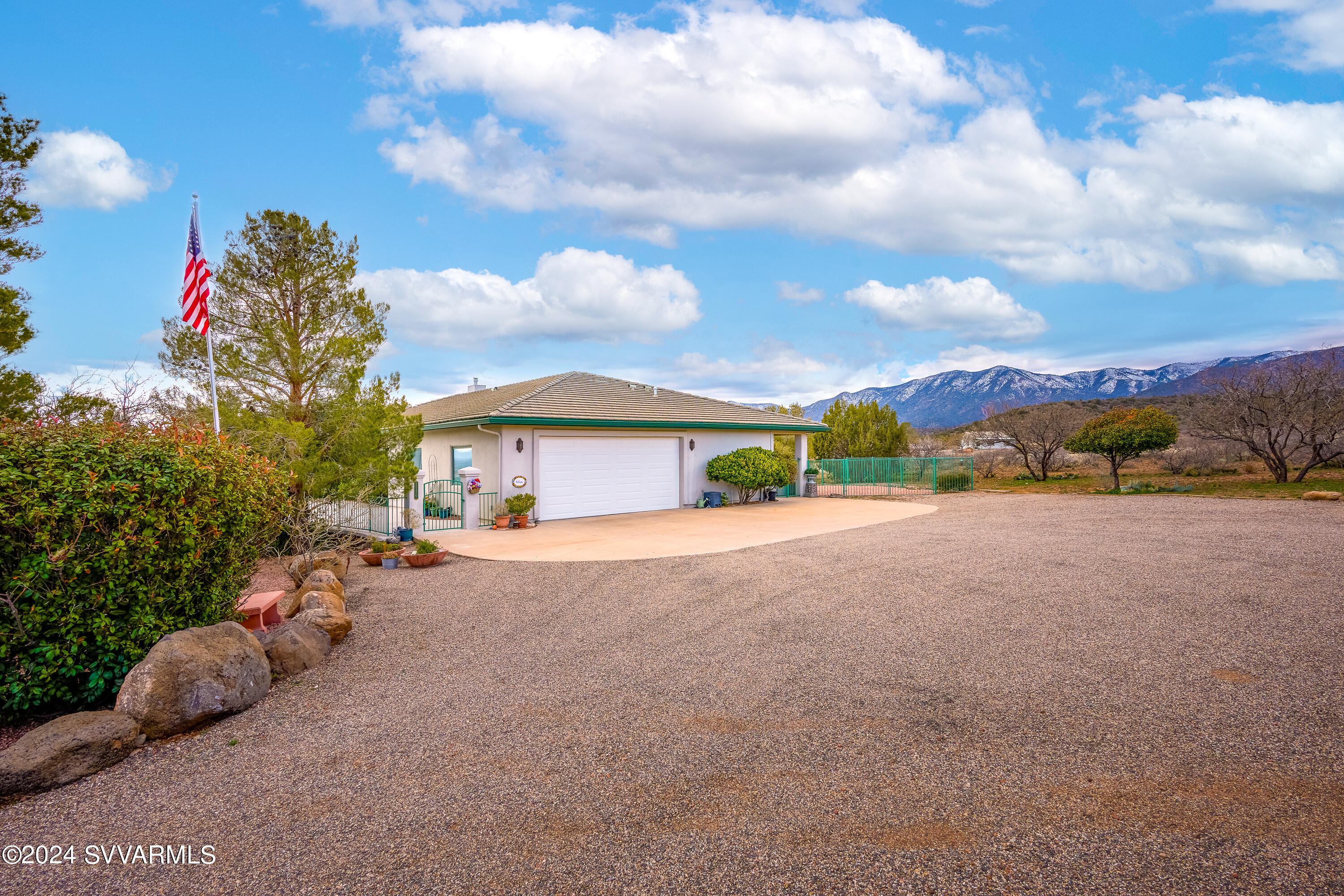 2170 S Quail Run
