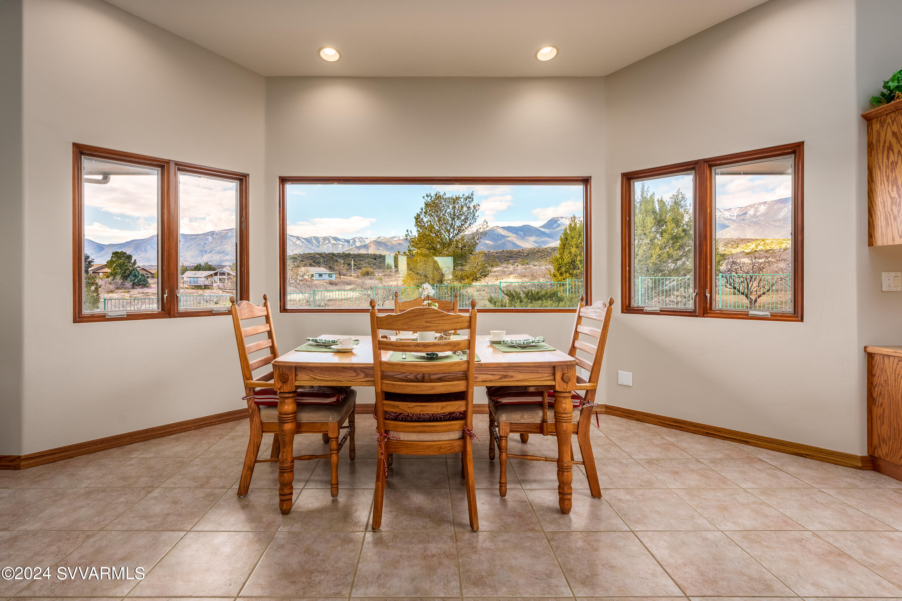 2170 S Quail Run