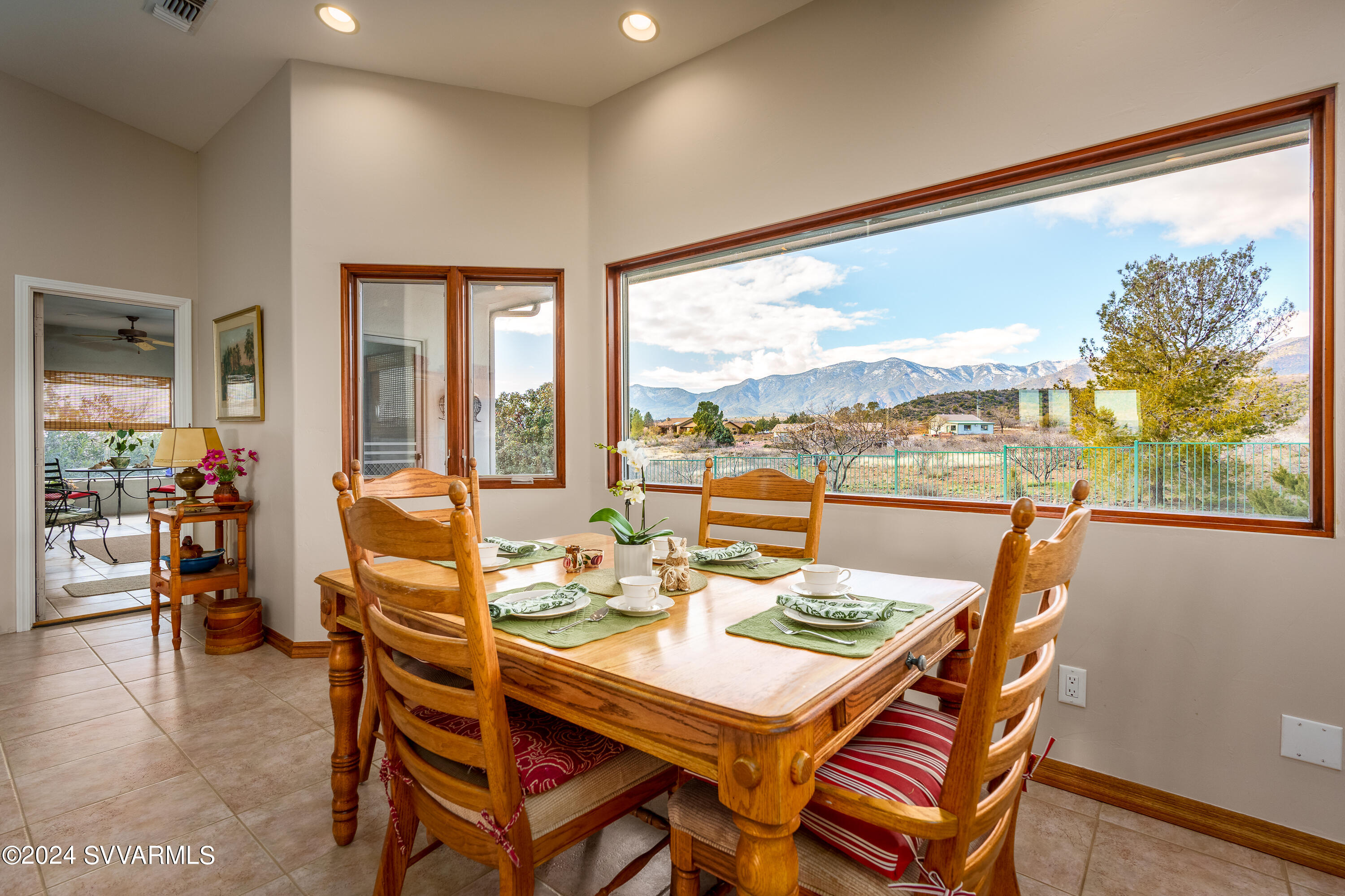 2170 S Quail Run