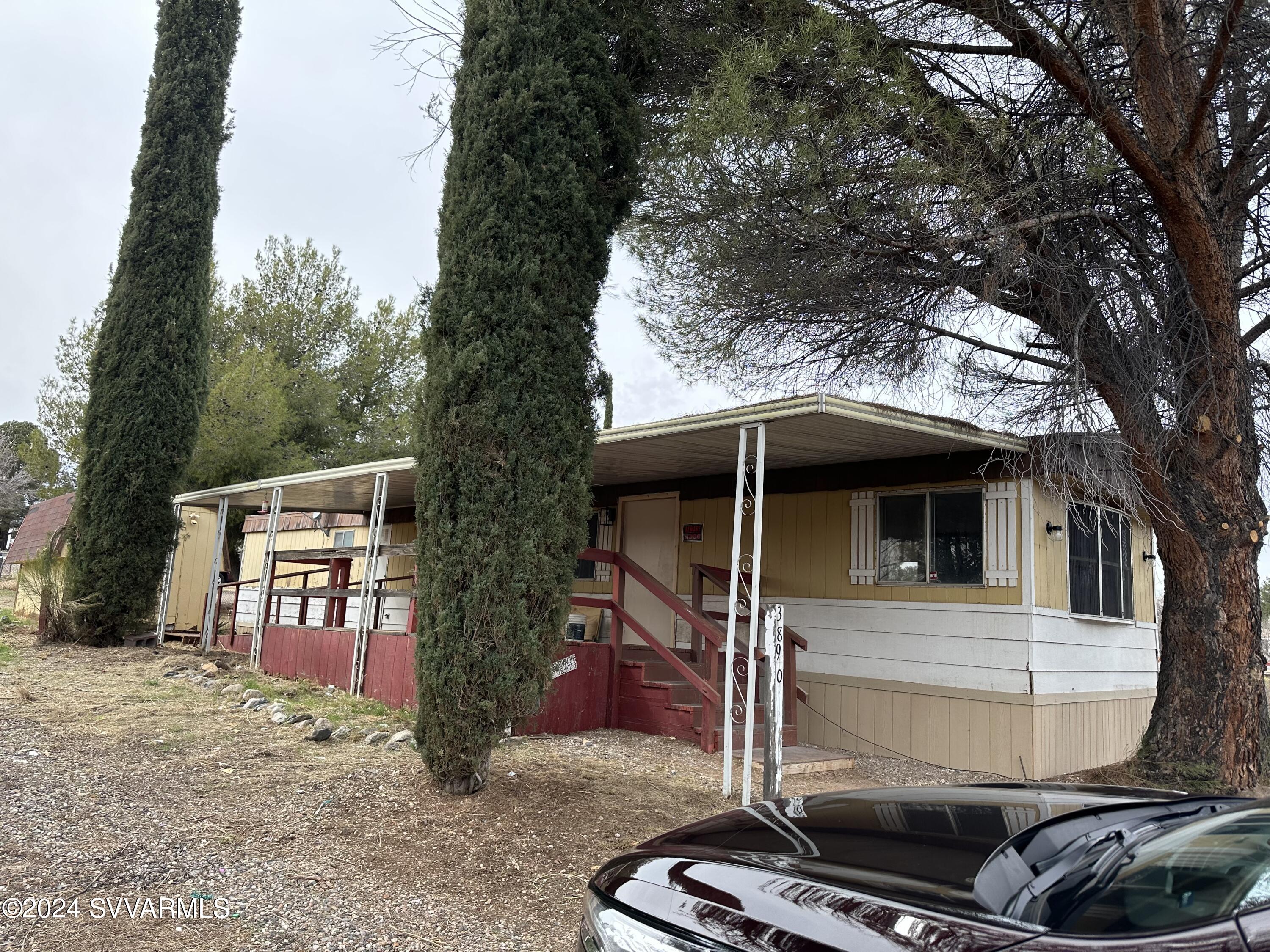 3890 E Vaquero Lane