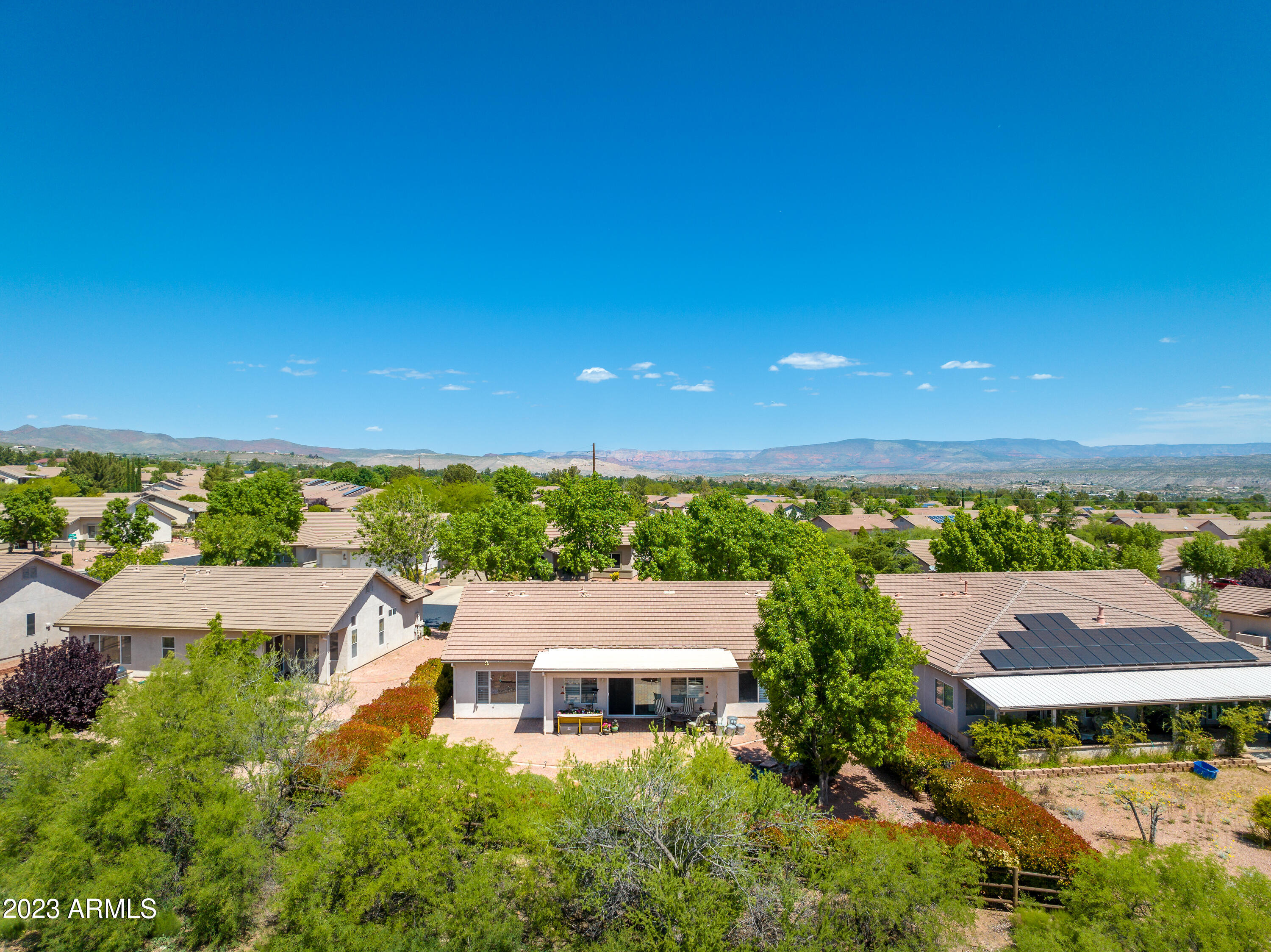 1895 W DESERT WILLOW Drive