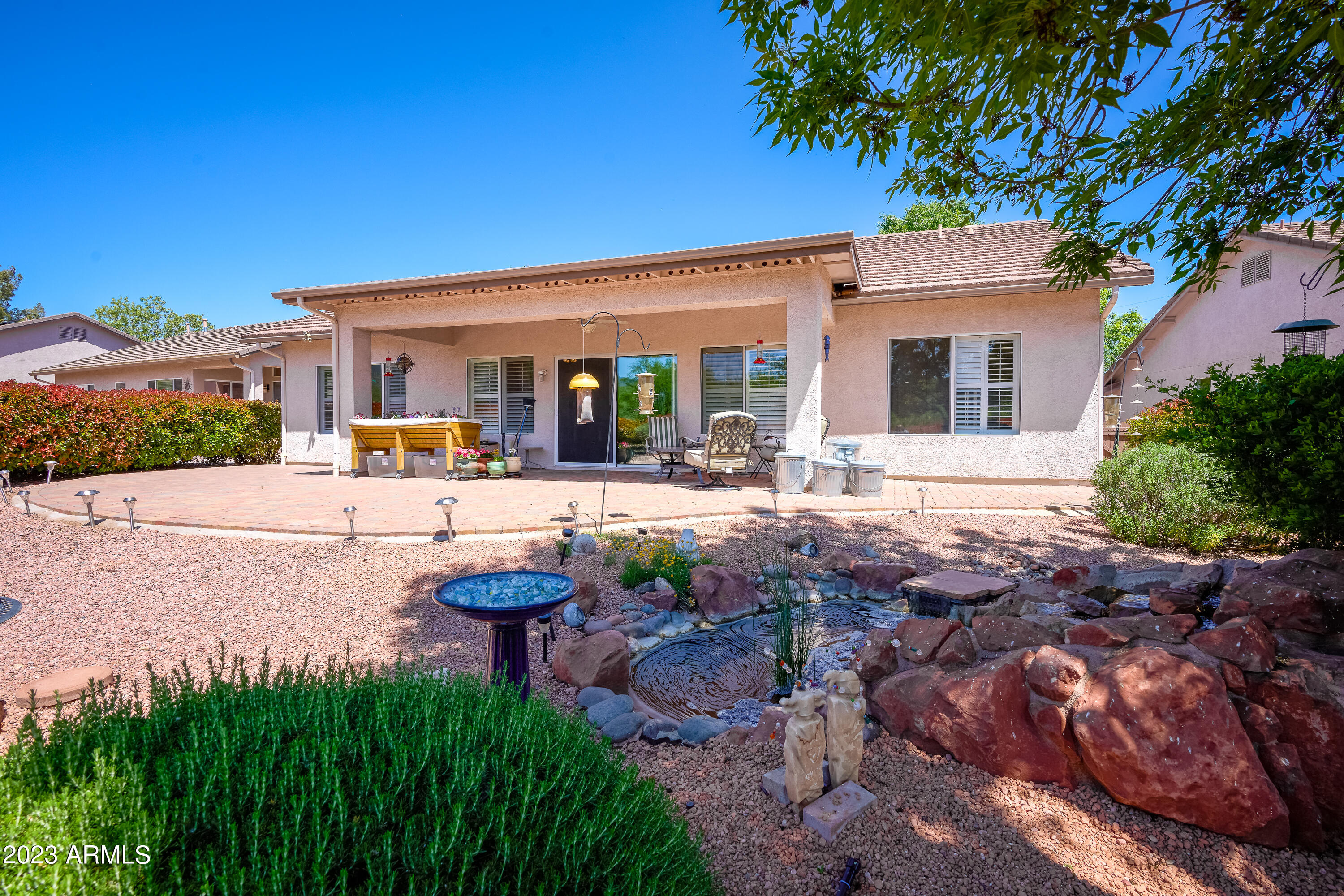 1895 W DESERT WILLOW Drive
