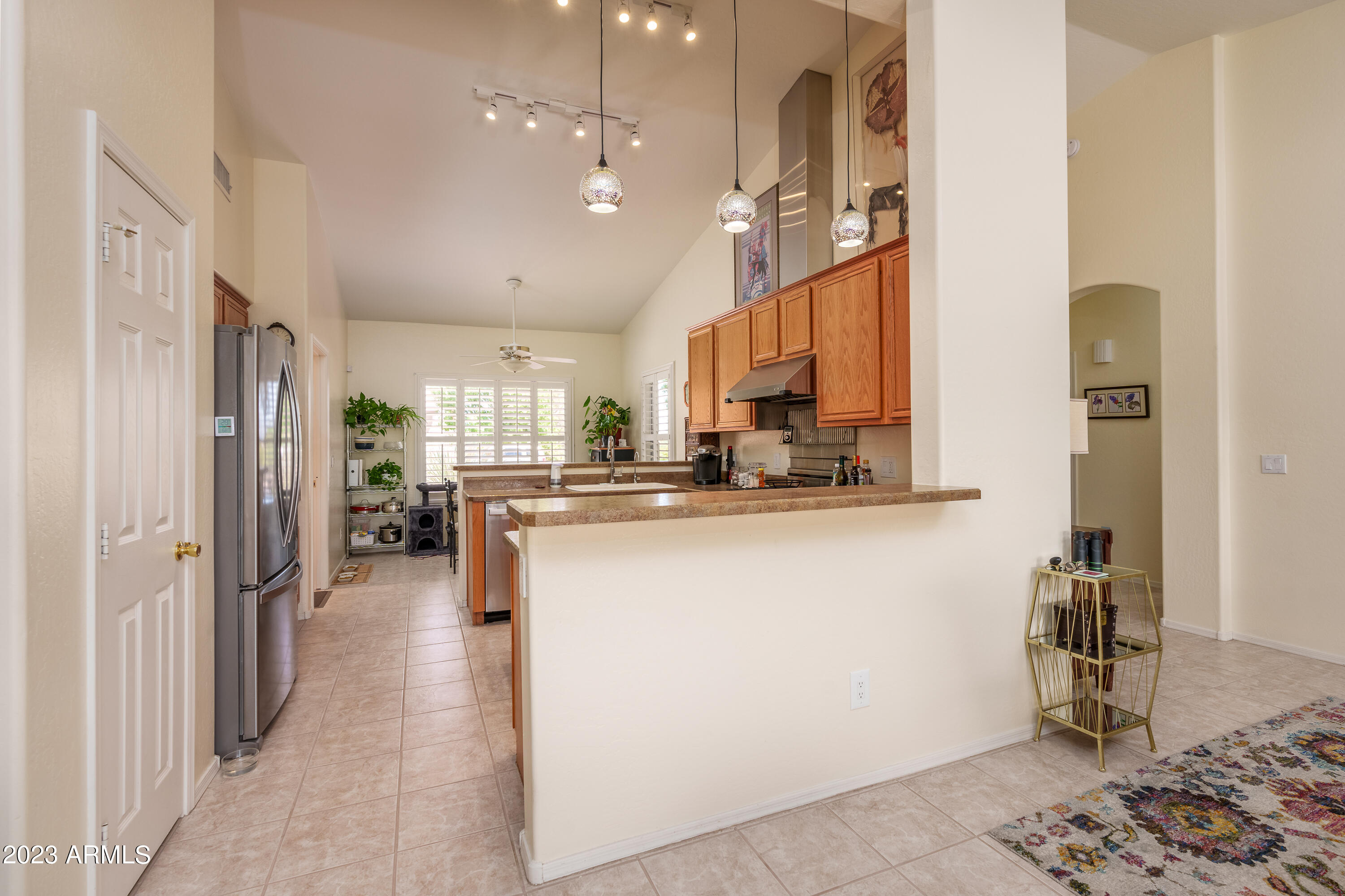 1895 W DESERT WILLOW Drive