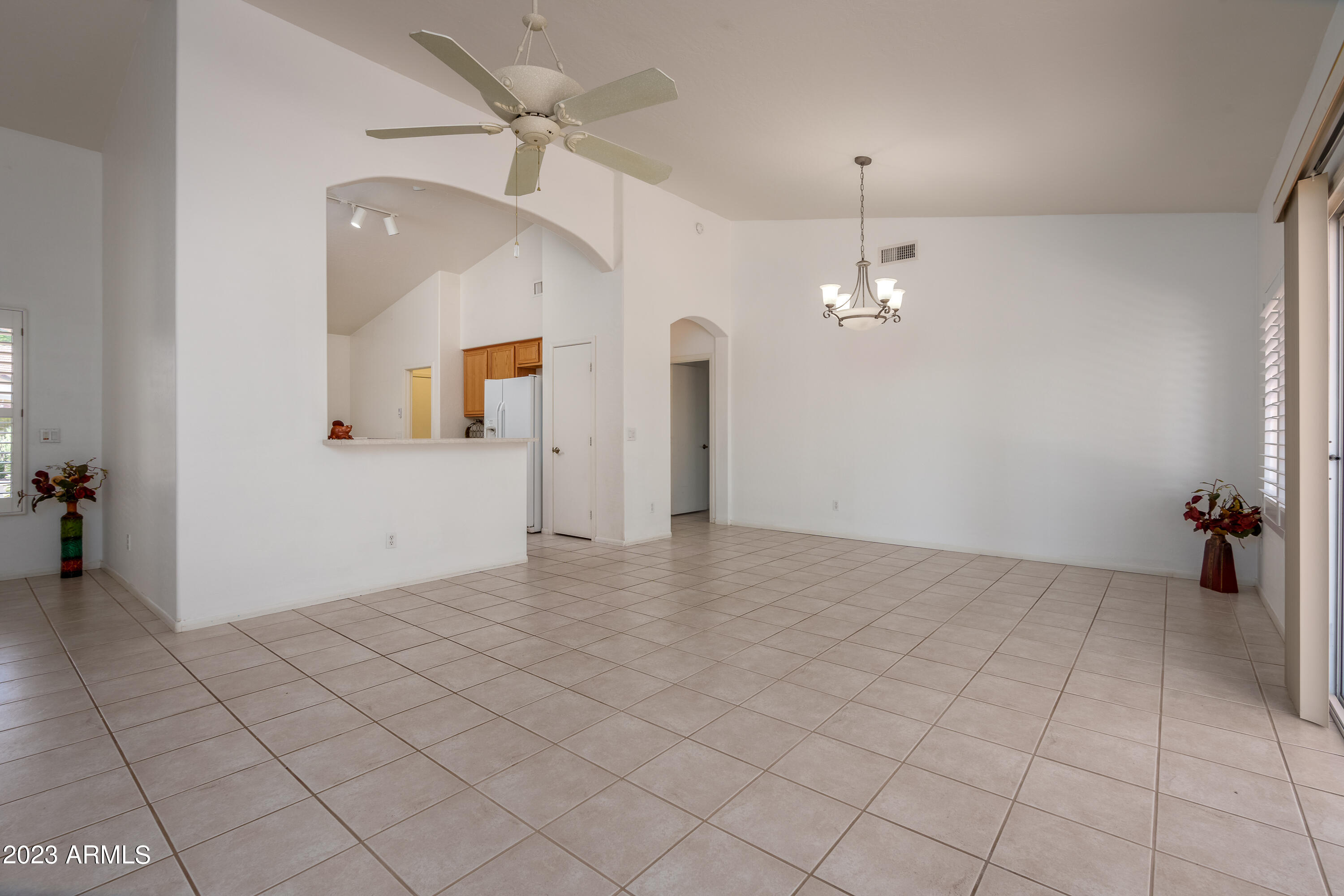 301 S WILD HORSE Way