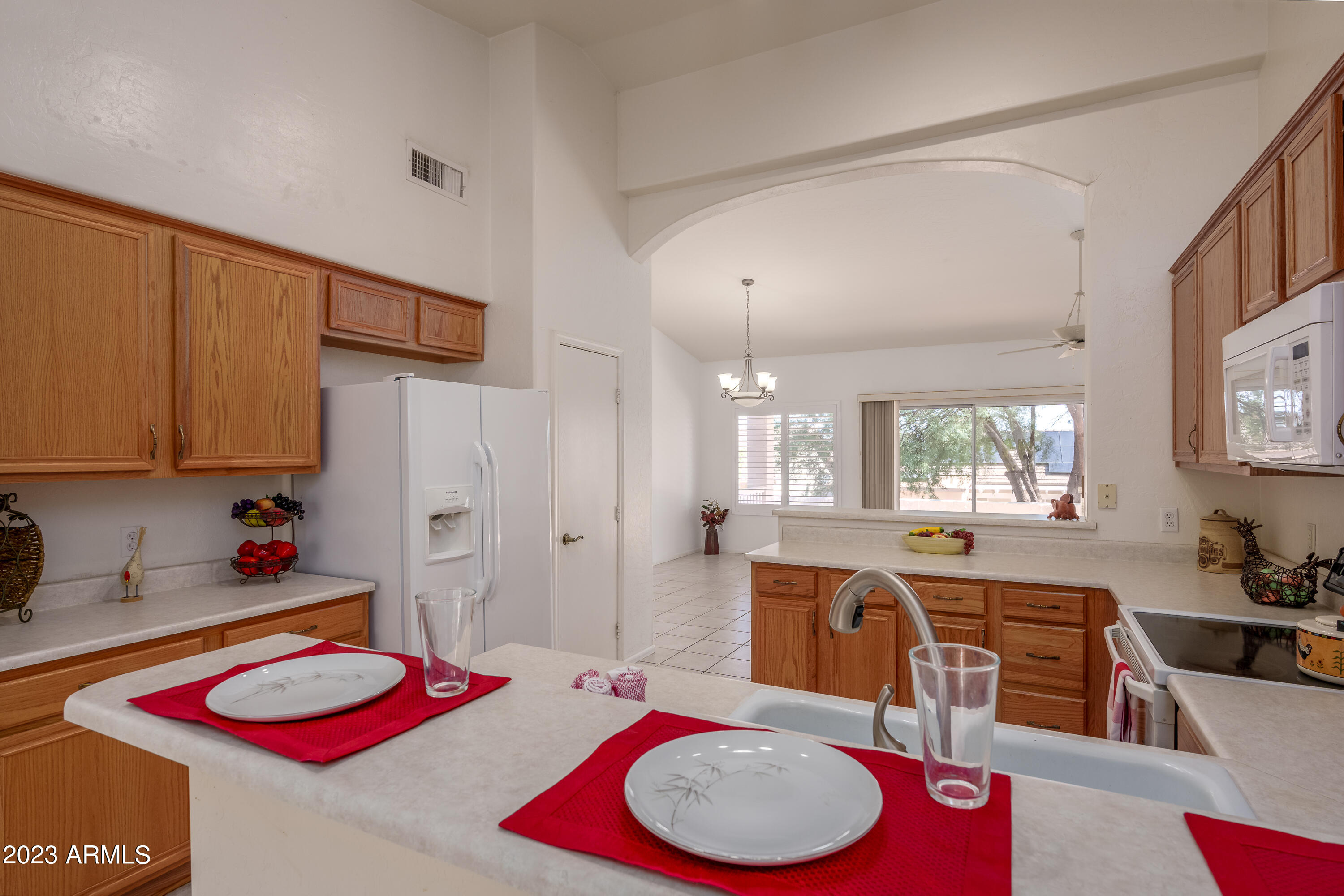 301 S WILD HORSE Way