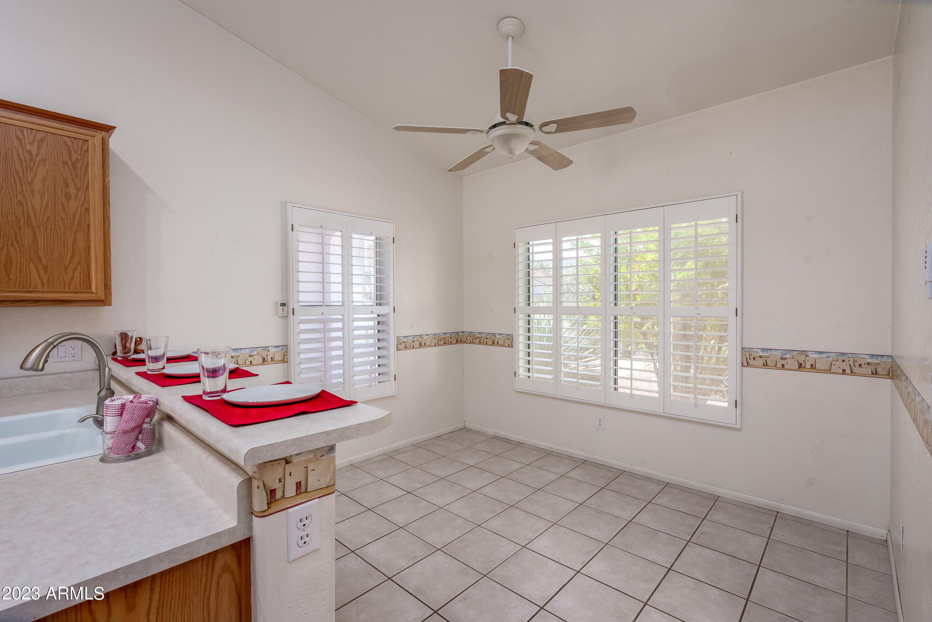 301 S WILD HORSE Way