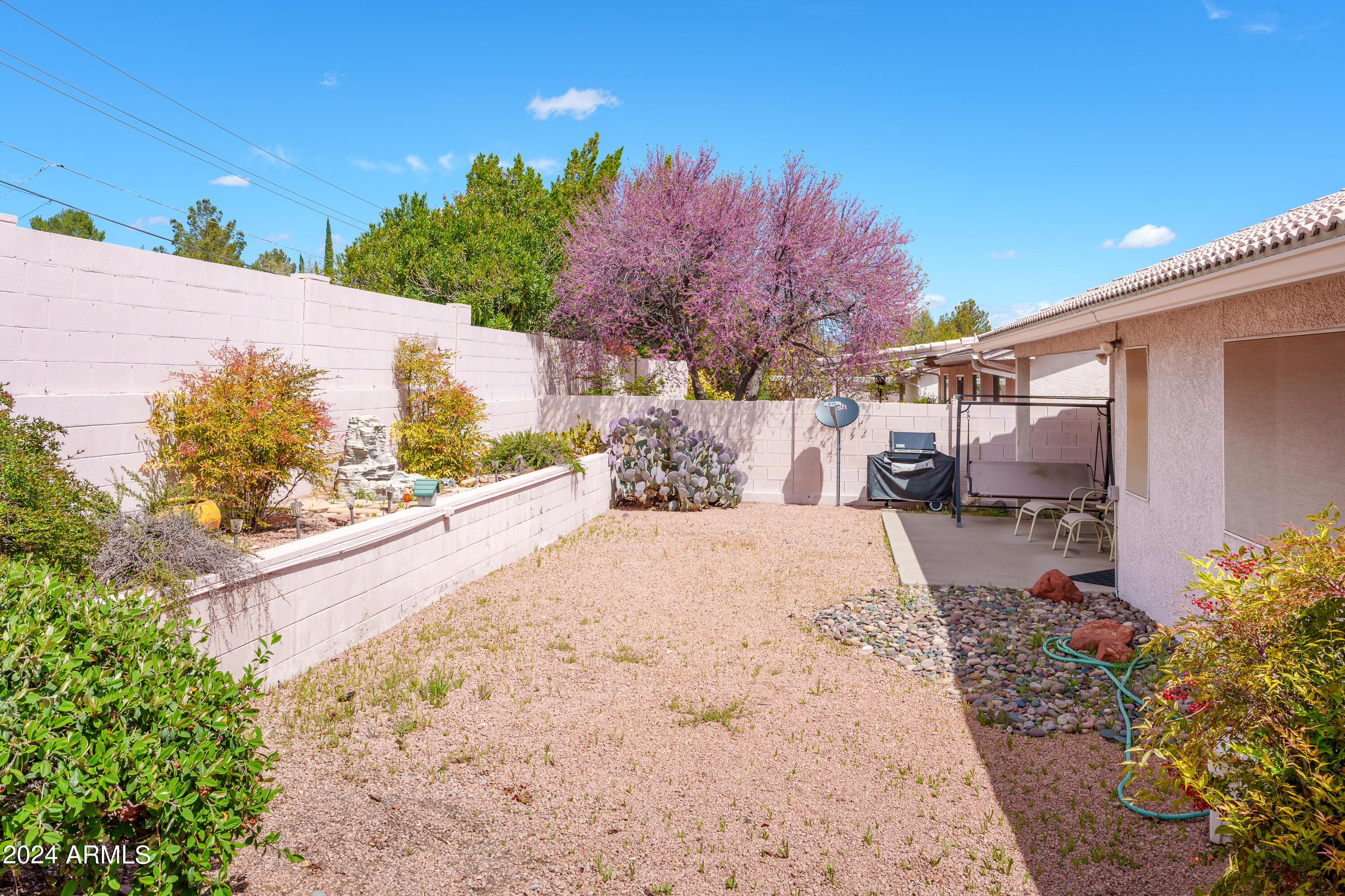 600 SILVER SPRINGS Circle