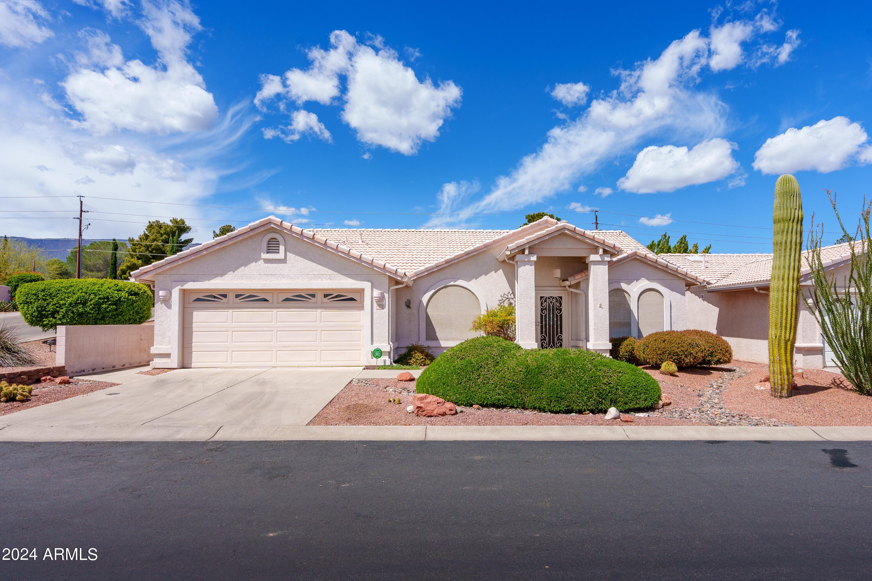 600 SILVER SPRINGS Circle