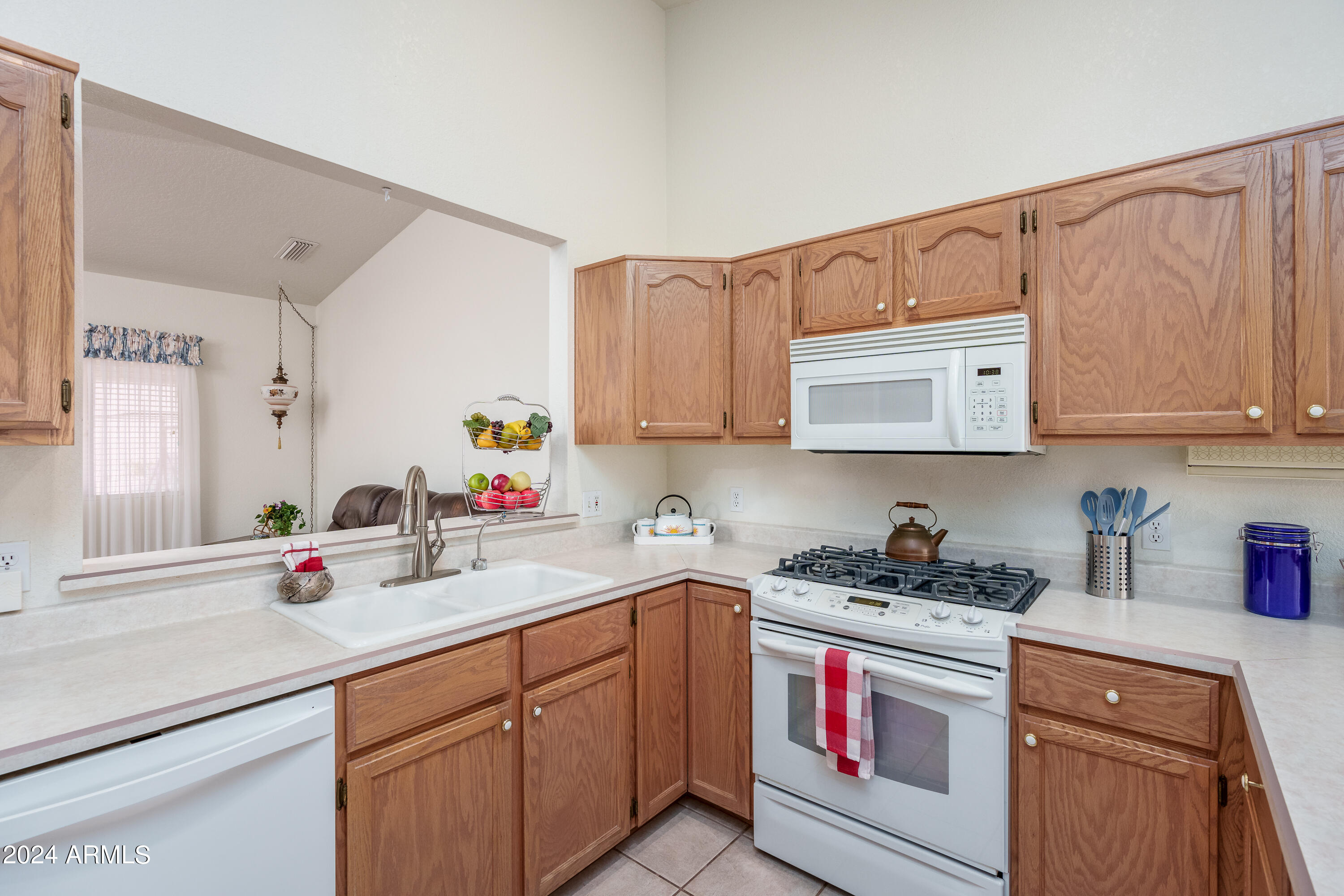 600 SILVER SPRINGS Circle