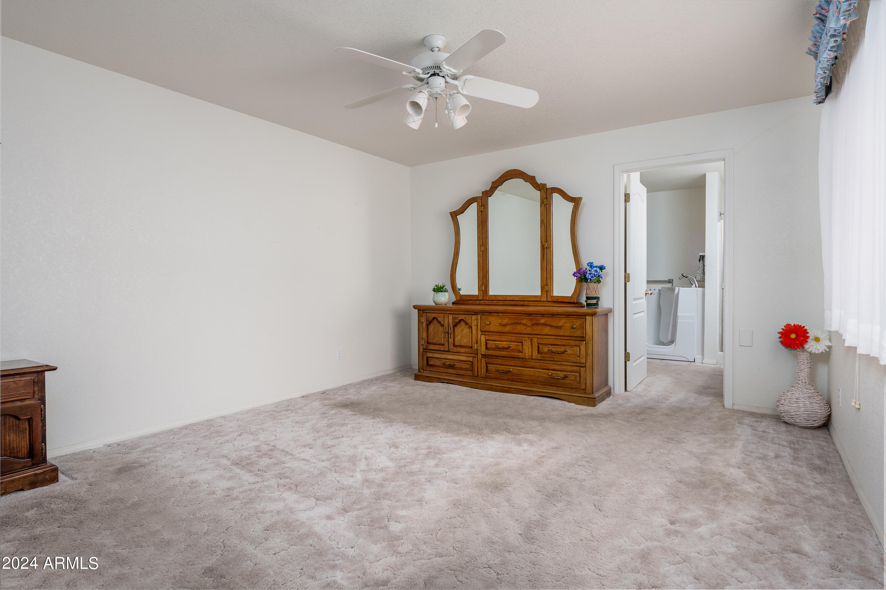 600 SILVER SPRINGS Circle