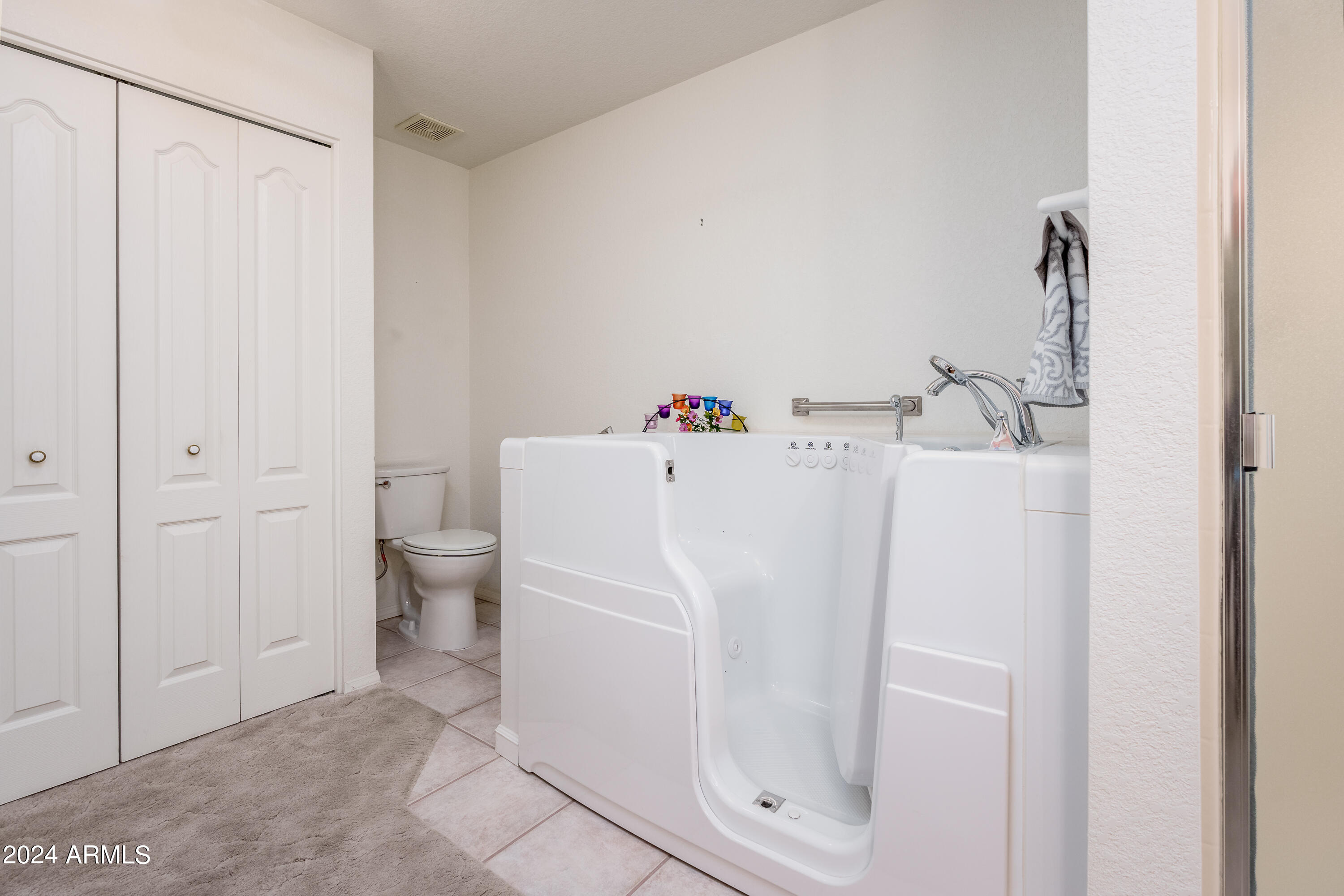600 SILVER SPRINGS Circle