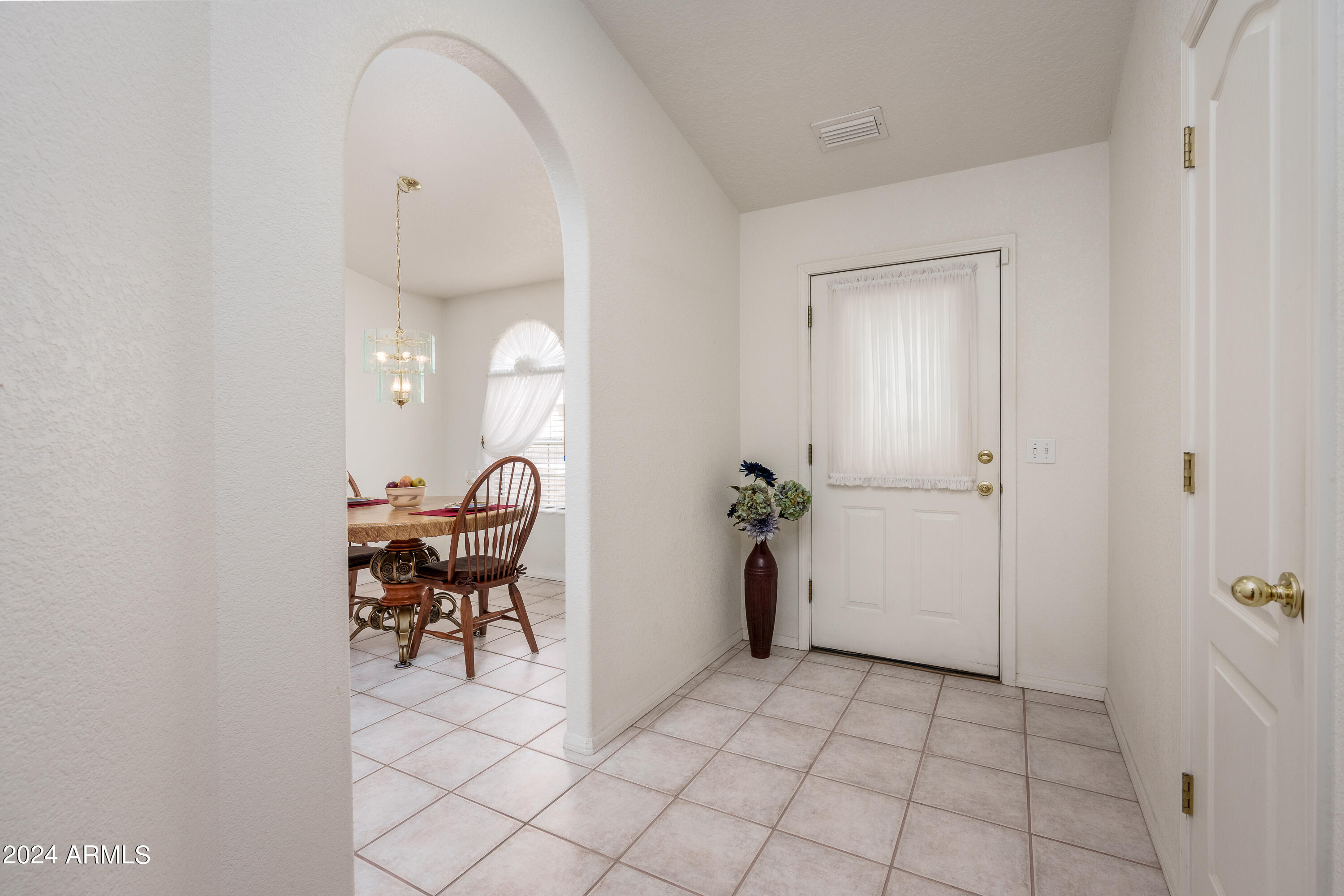 600 SILVER SPRINGS Circle