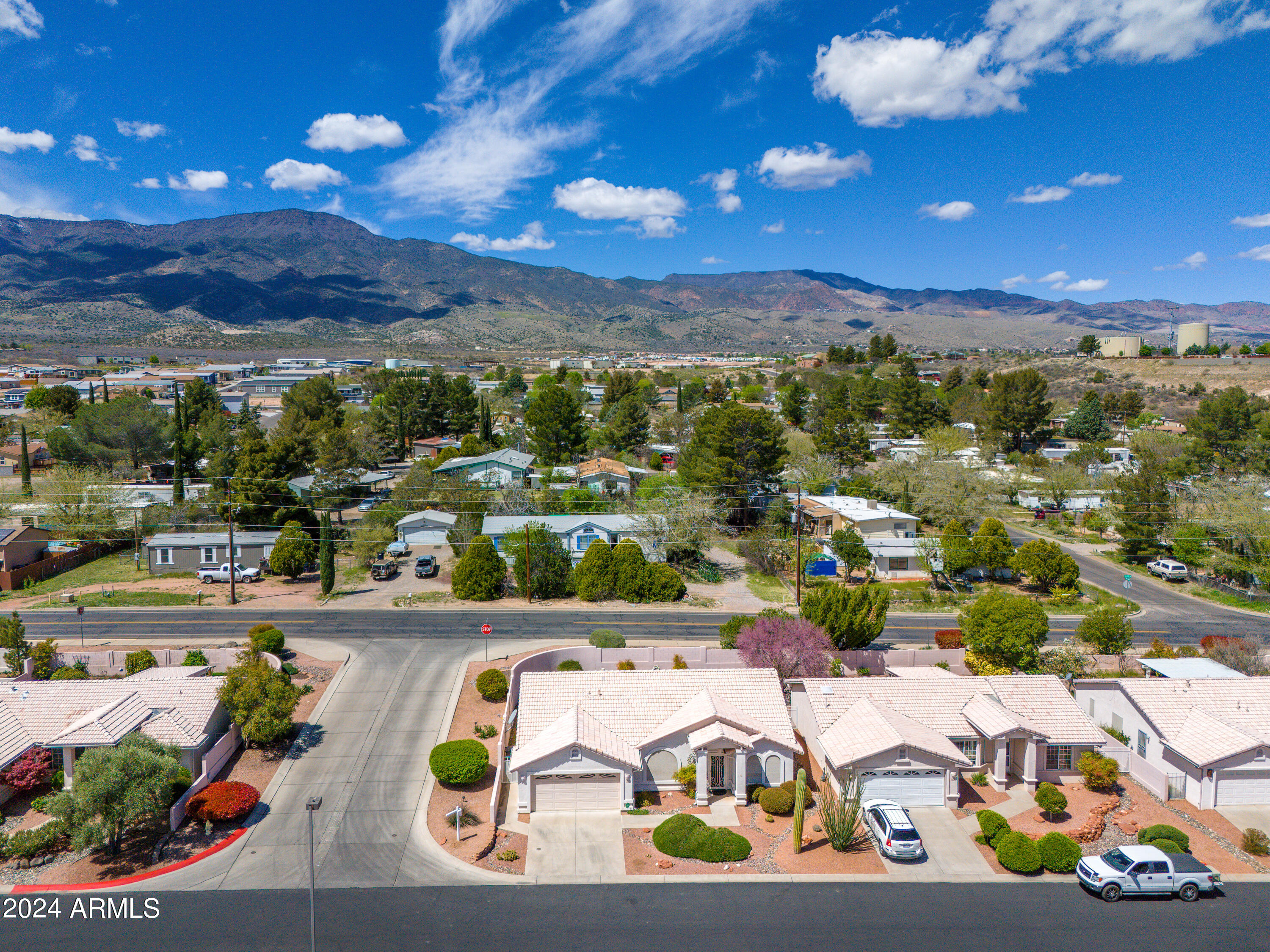 600 SILVER SPRINGS Circle