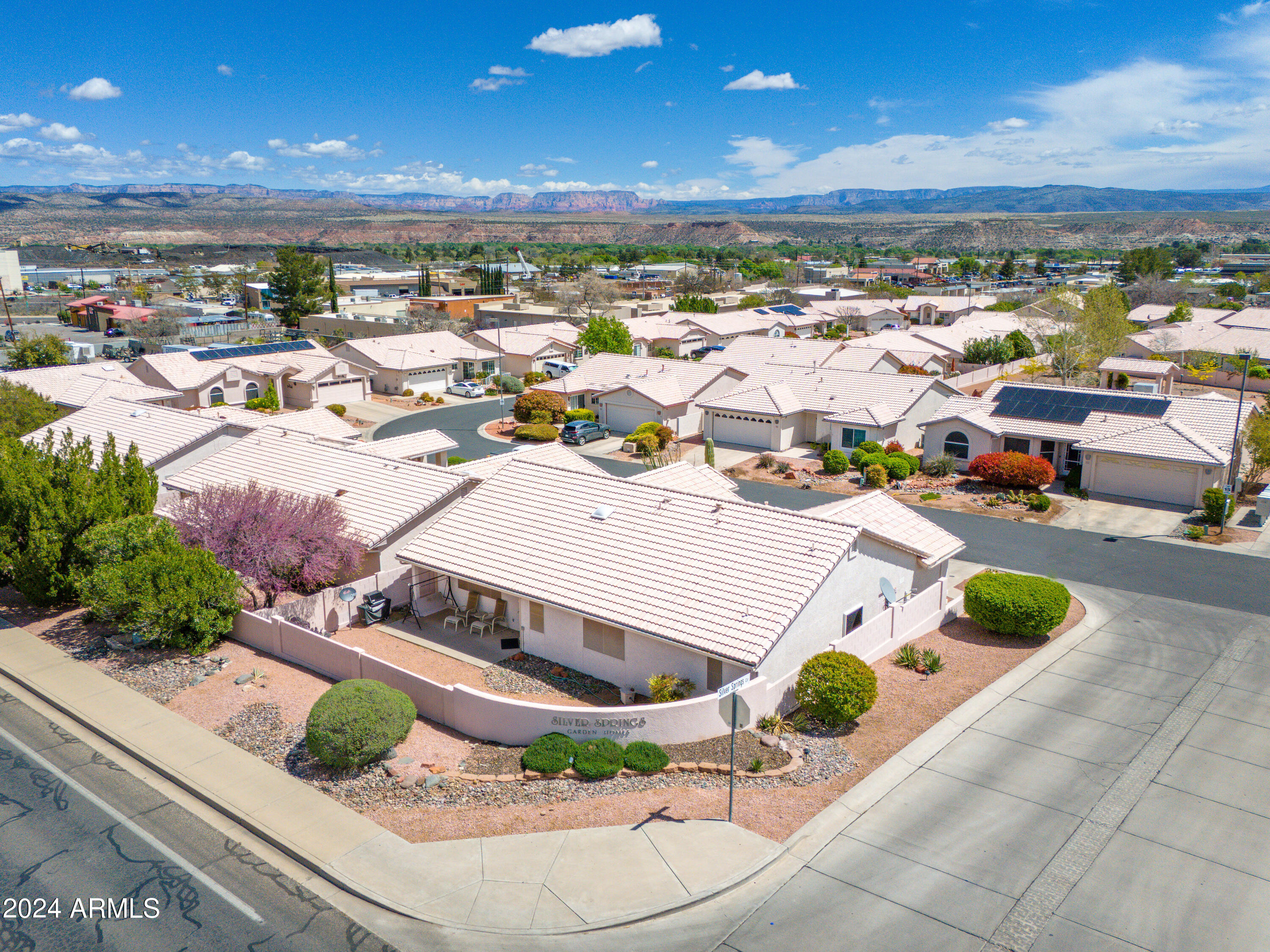 600 SILVER SPRINGS Circle