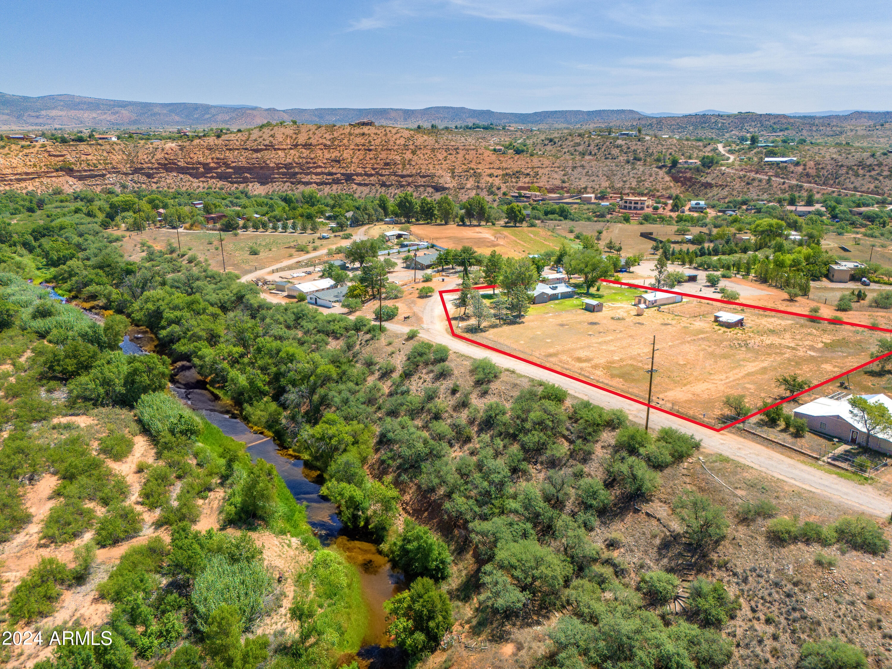 1895 S SUGARLOAF Road