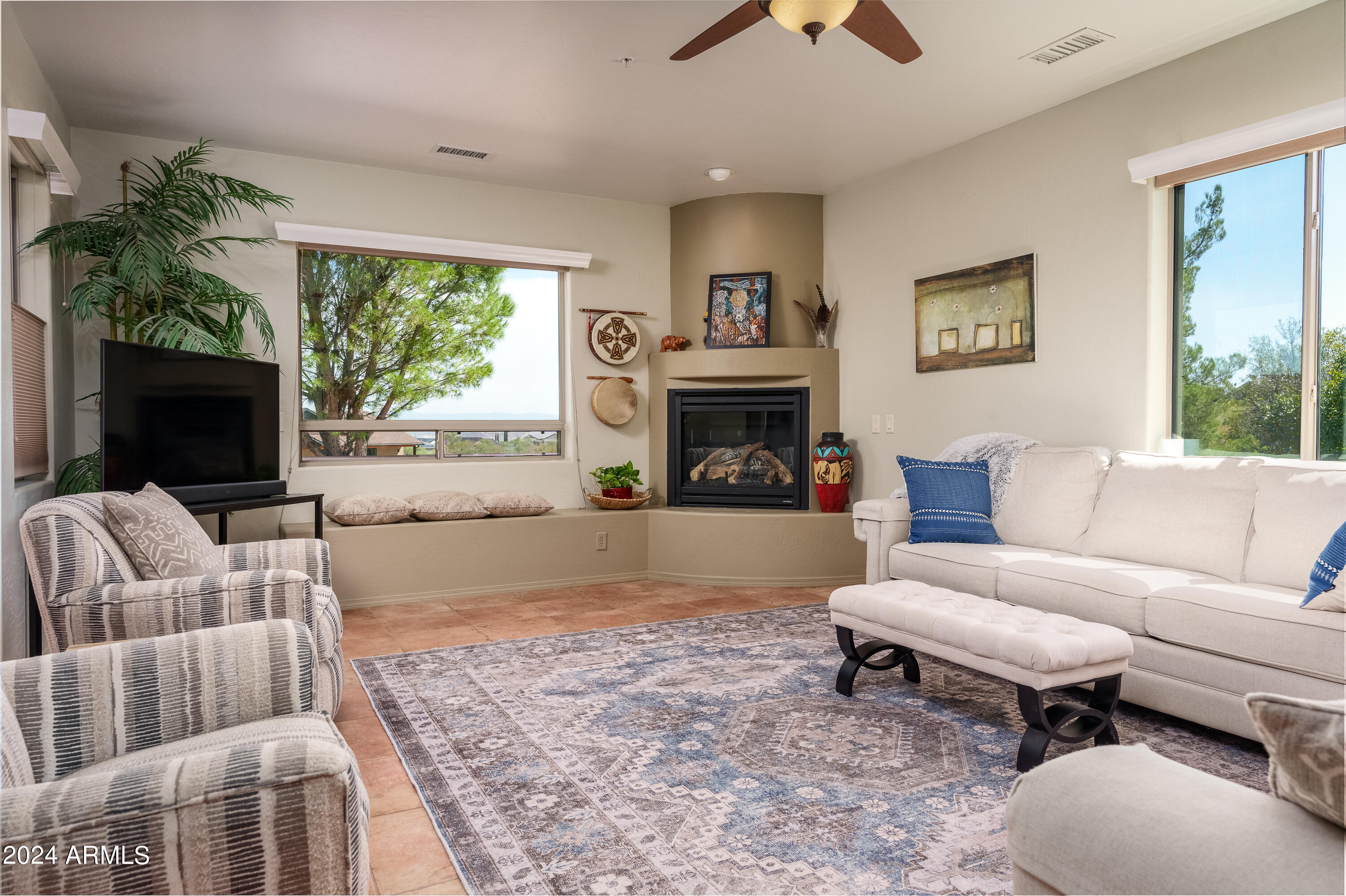 1749 SILVER SPUR Circle