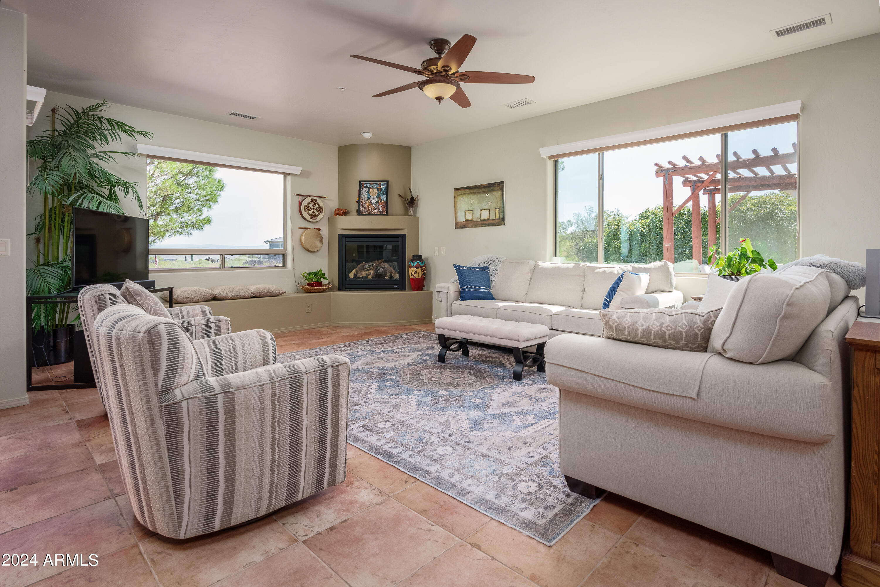 1749 SILVER SPUR Circle